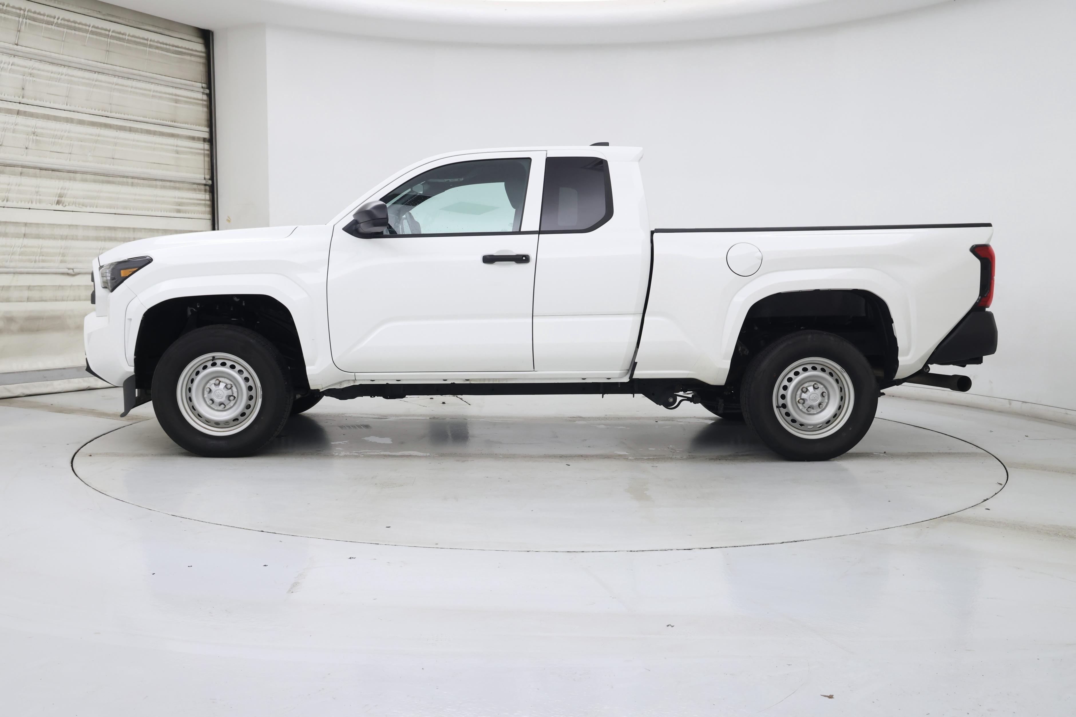 Thumbnail: 2024 Toyota Tacoma - 3