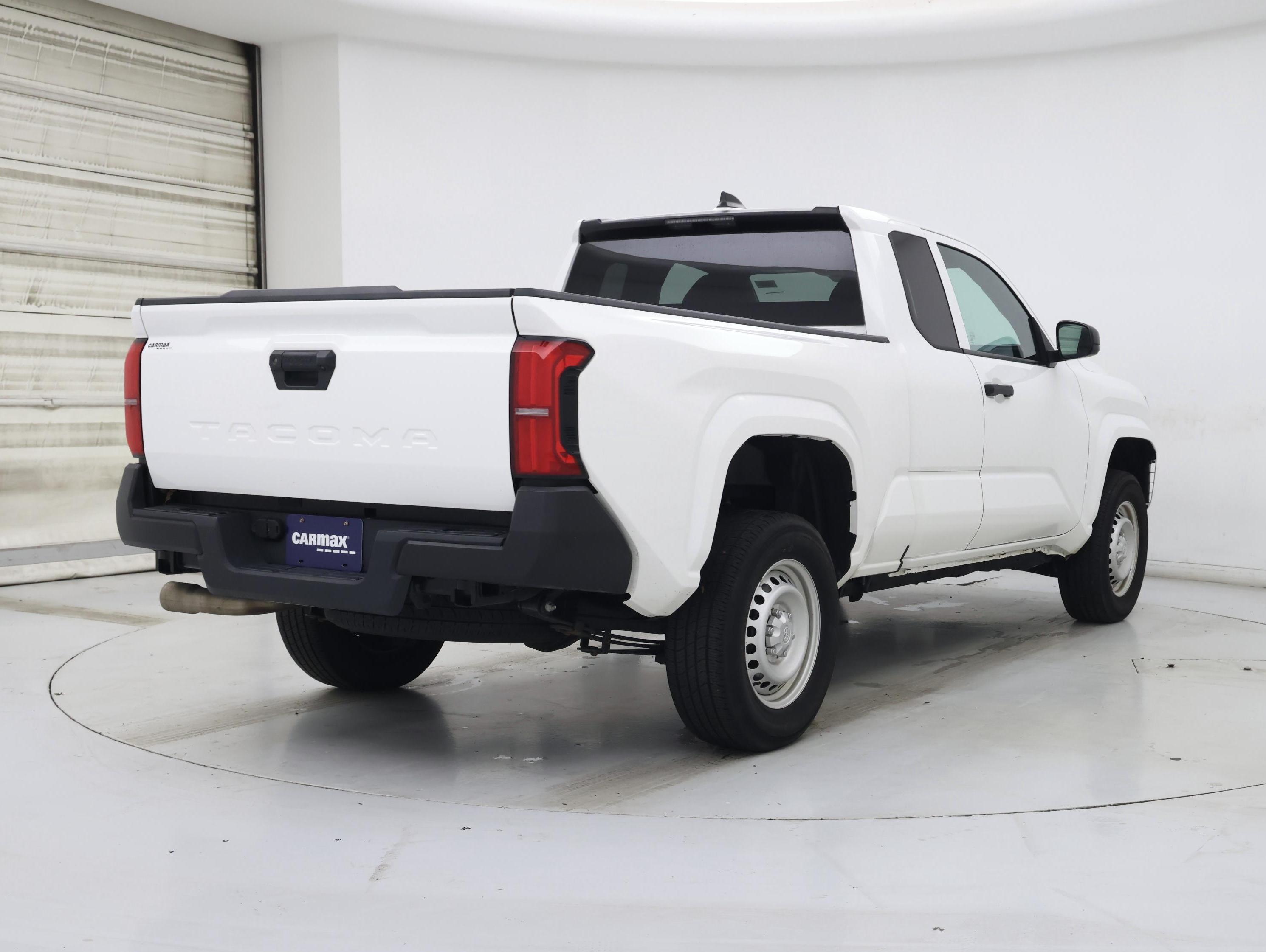 Thumbnail: 2024 Toyota Tacoma - 8