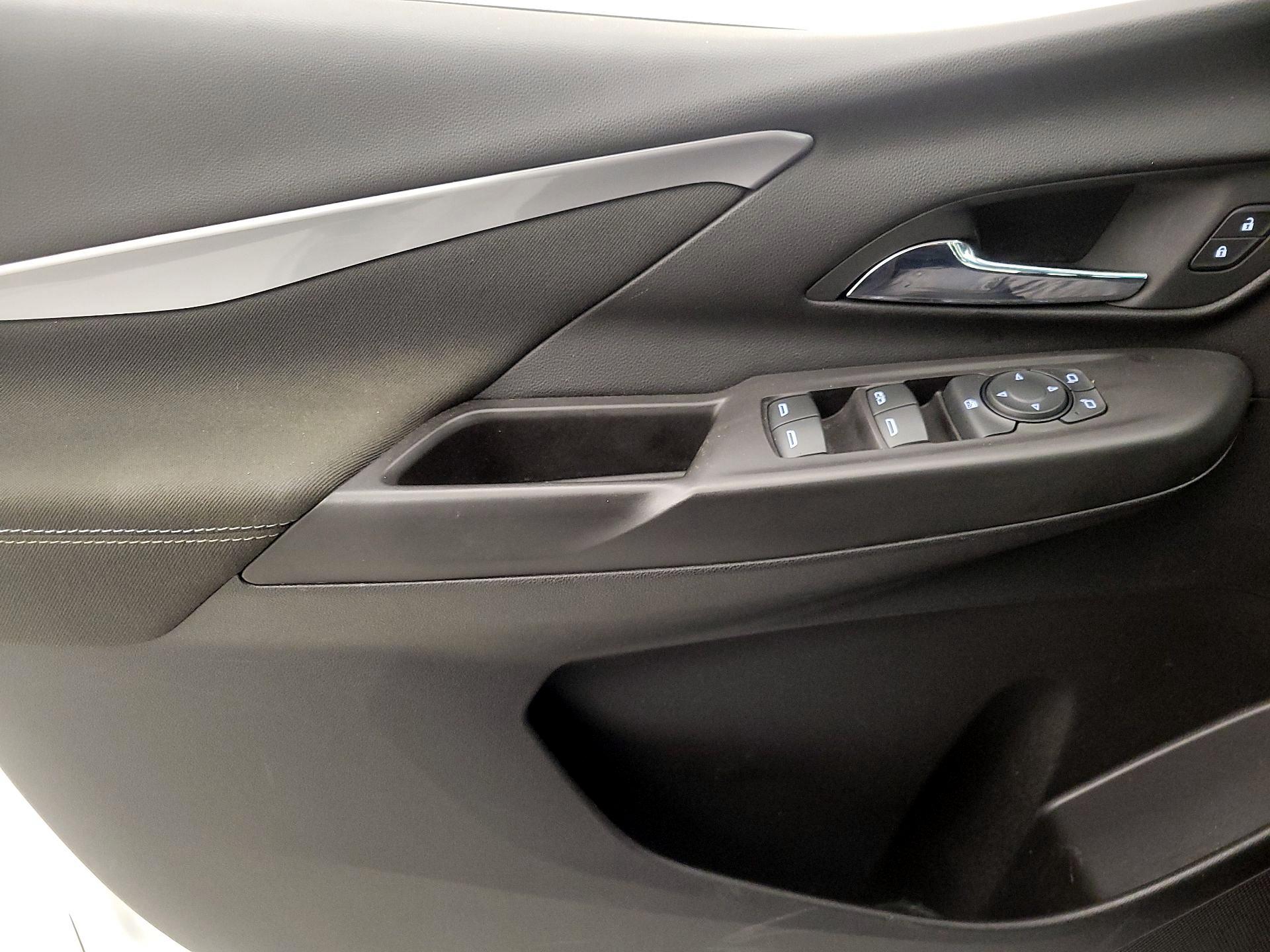 Thumbnail: 2023 Chevrolet Bolt EV - 12