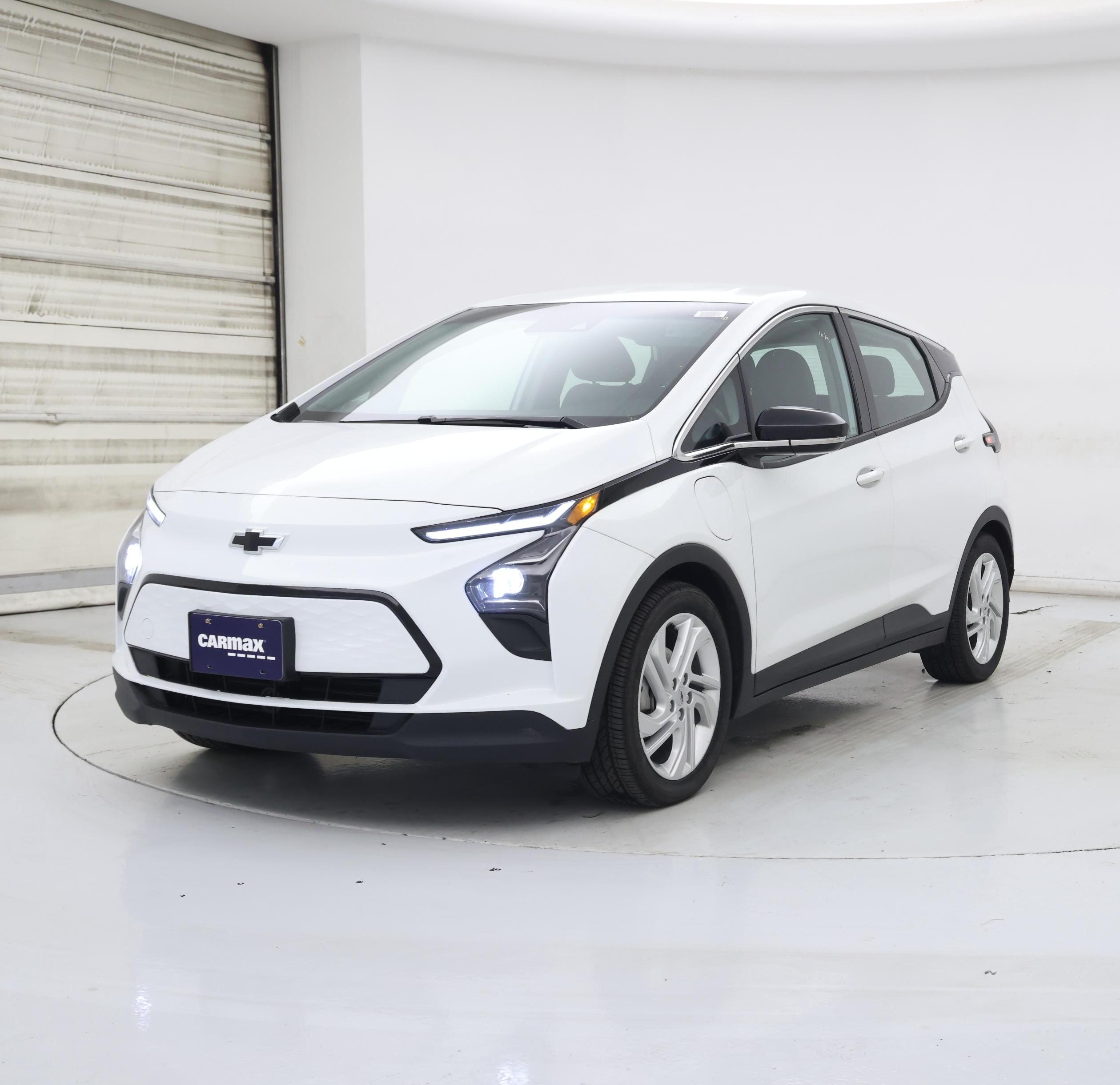 Thumbnail: 2023 Chevrolet Bolt EV - 4