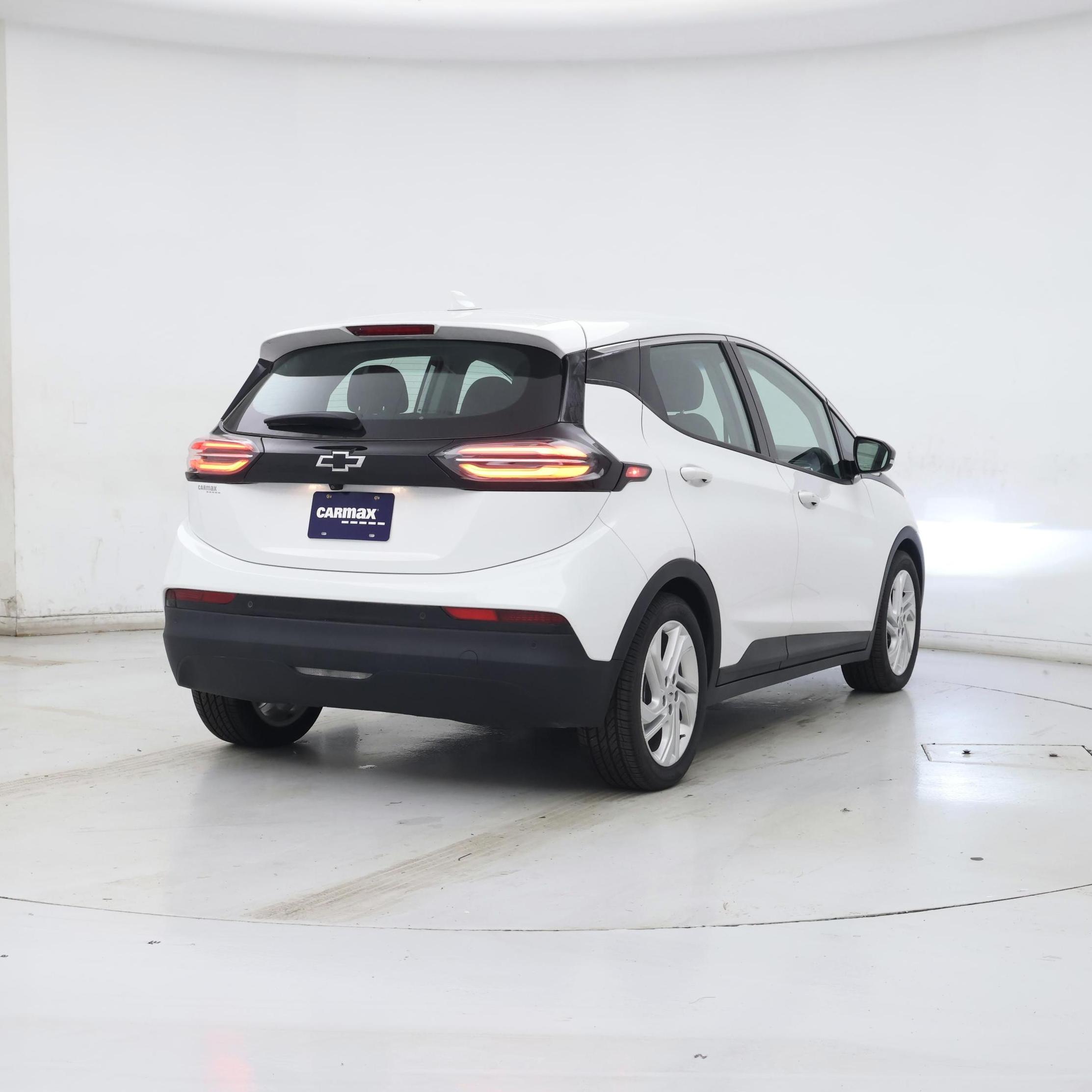Thumbnail: 2023 Chevrolet Bolt EV - 8