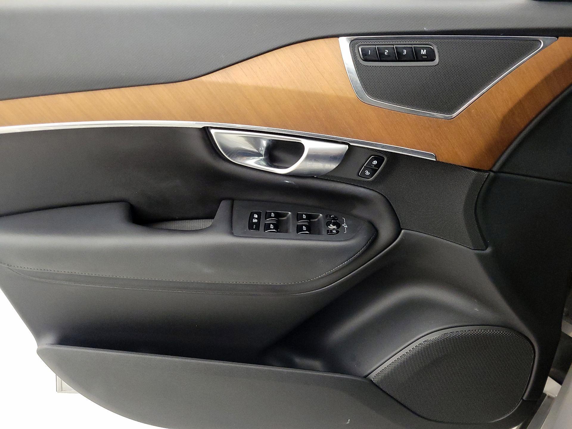 Thumbnail: 2023 Volvo XC90 - 12