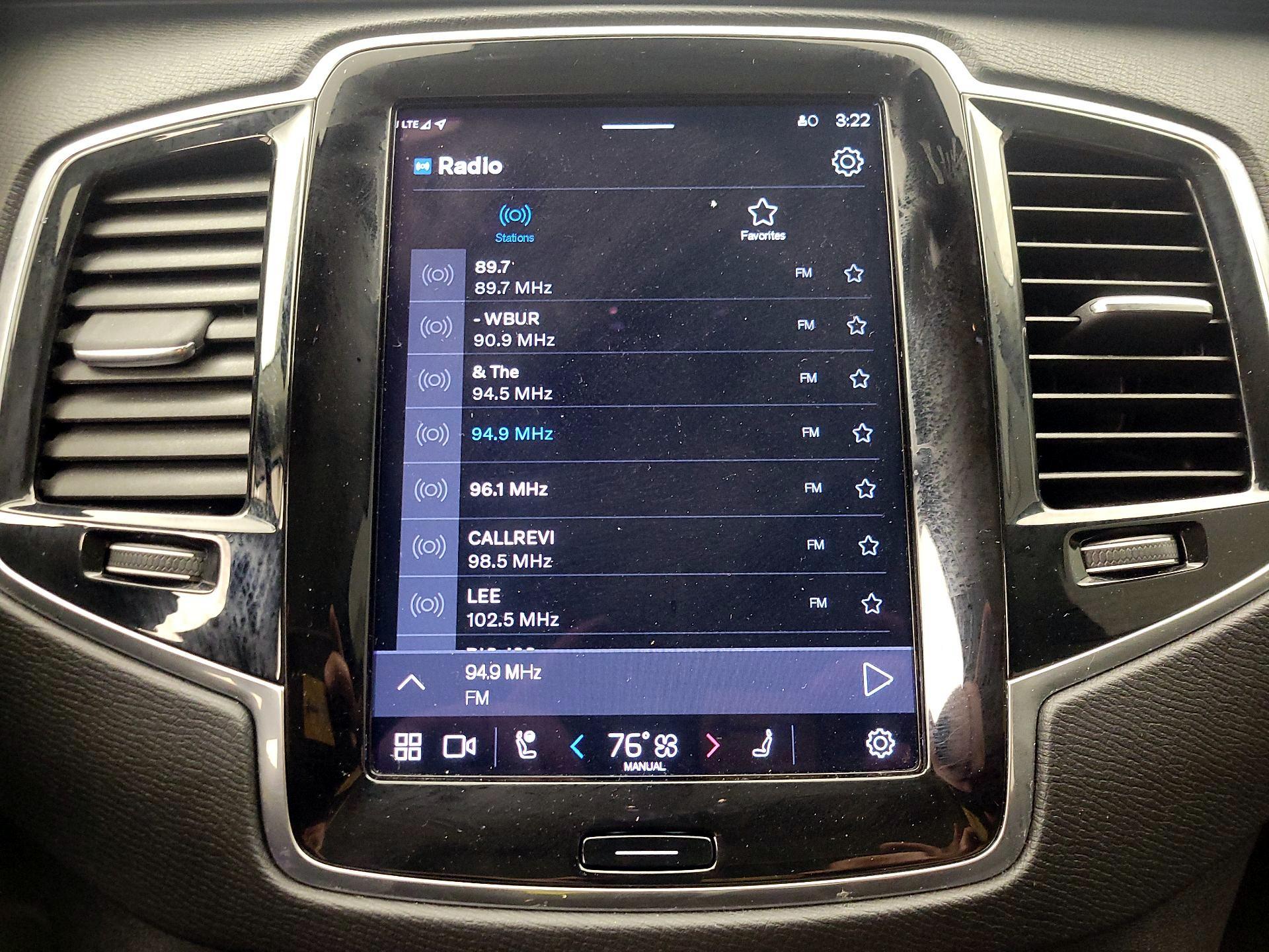 Thumbnail: 2023 Volvo XC90 - 16