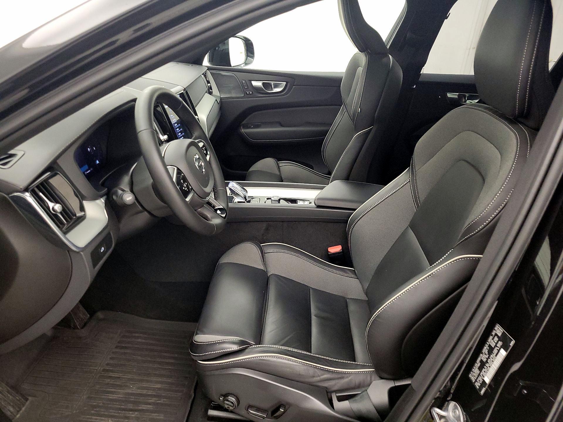 Thumbnail: 2024 Volvo XC60 - 11