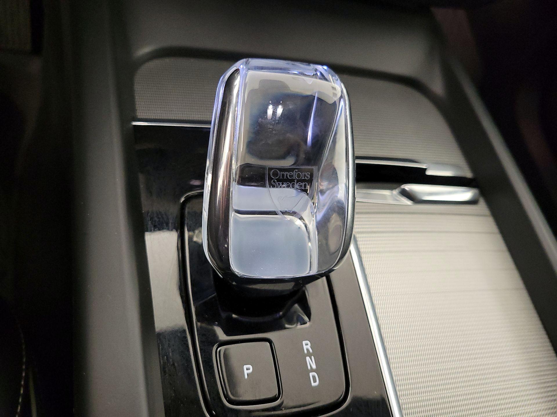 Thumbnail: 2024 Volvo XC60 - 17