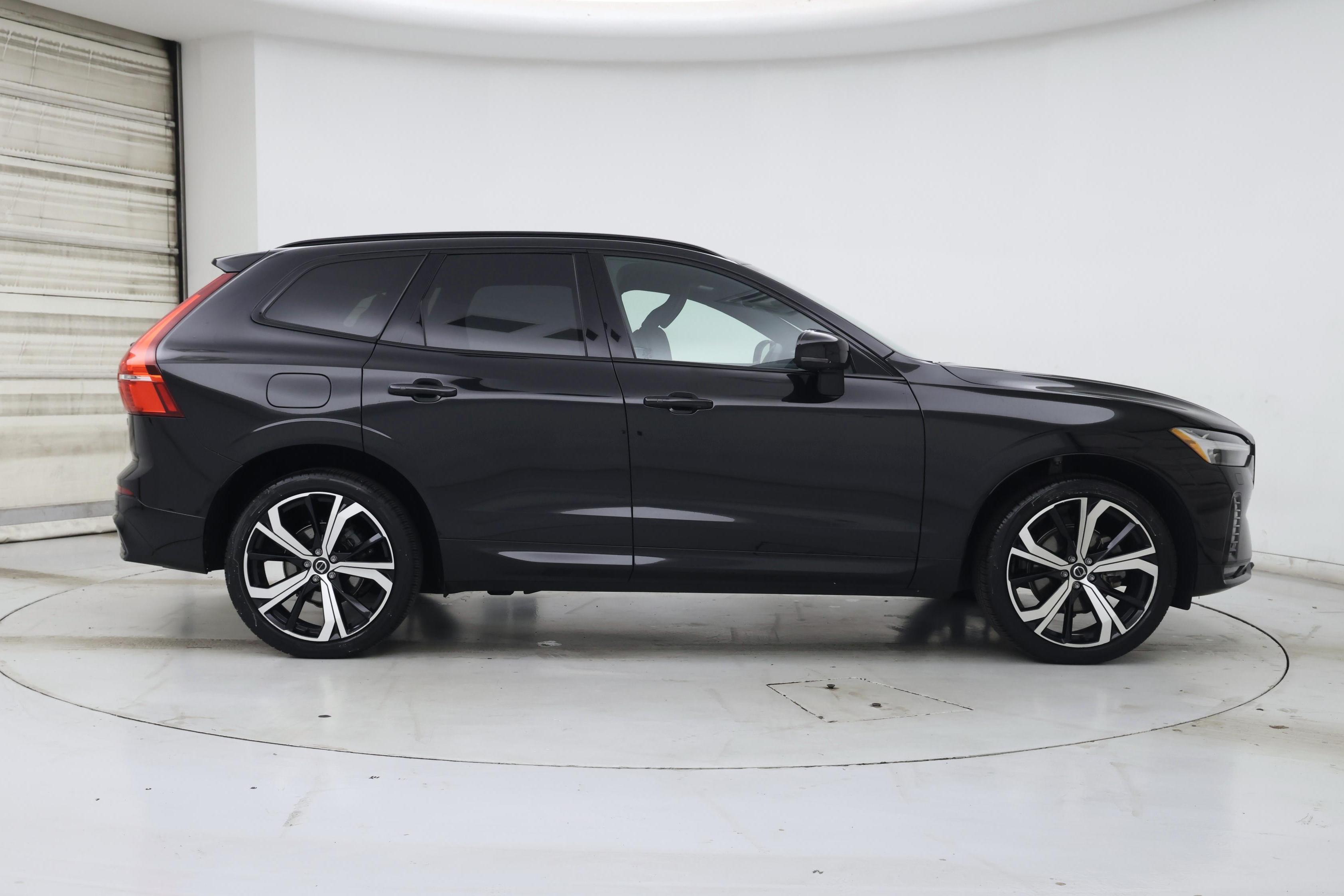Thumbnail: 2024 Volvo XC60 - 7