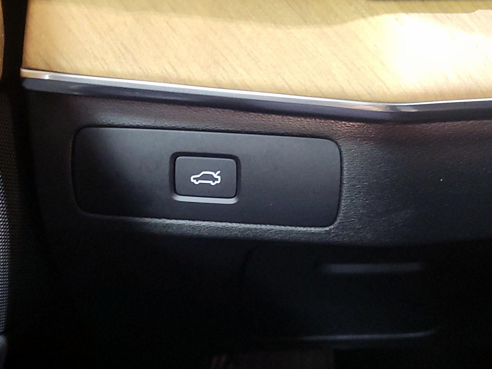 Thumbnail: 2024 Volvo XC90 - 13