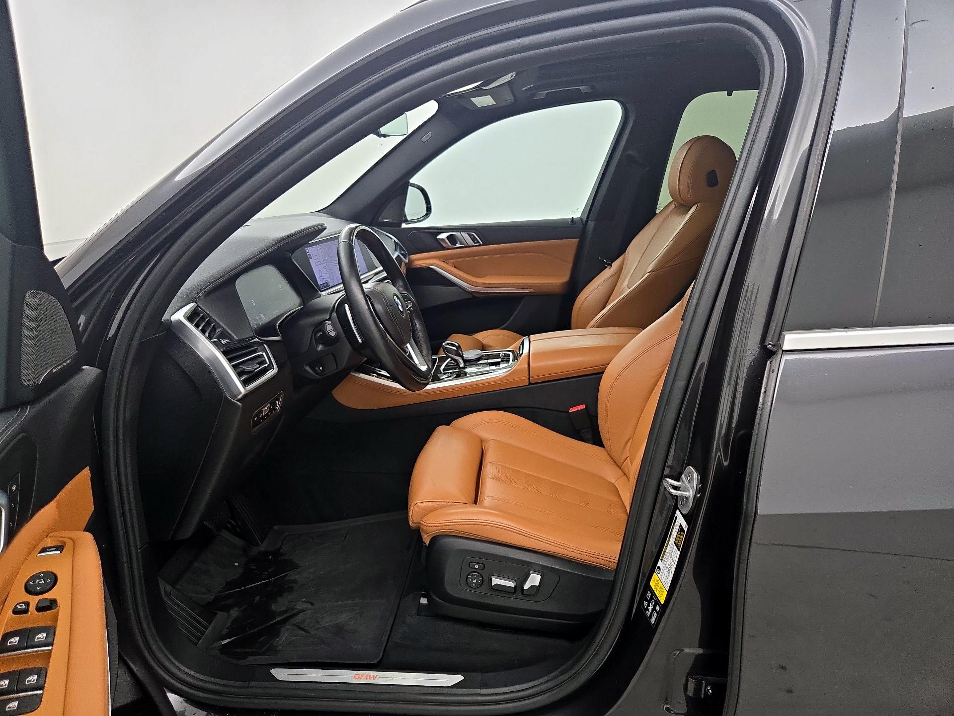 Thumbnail: 2021 BMW X5 - 11