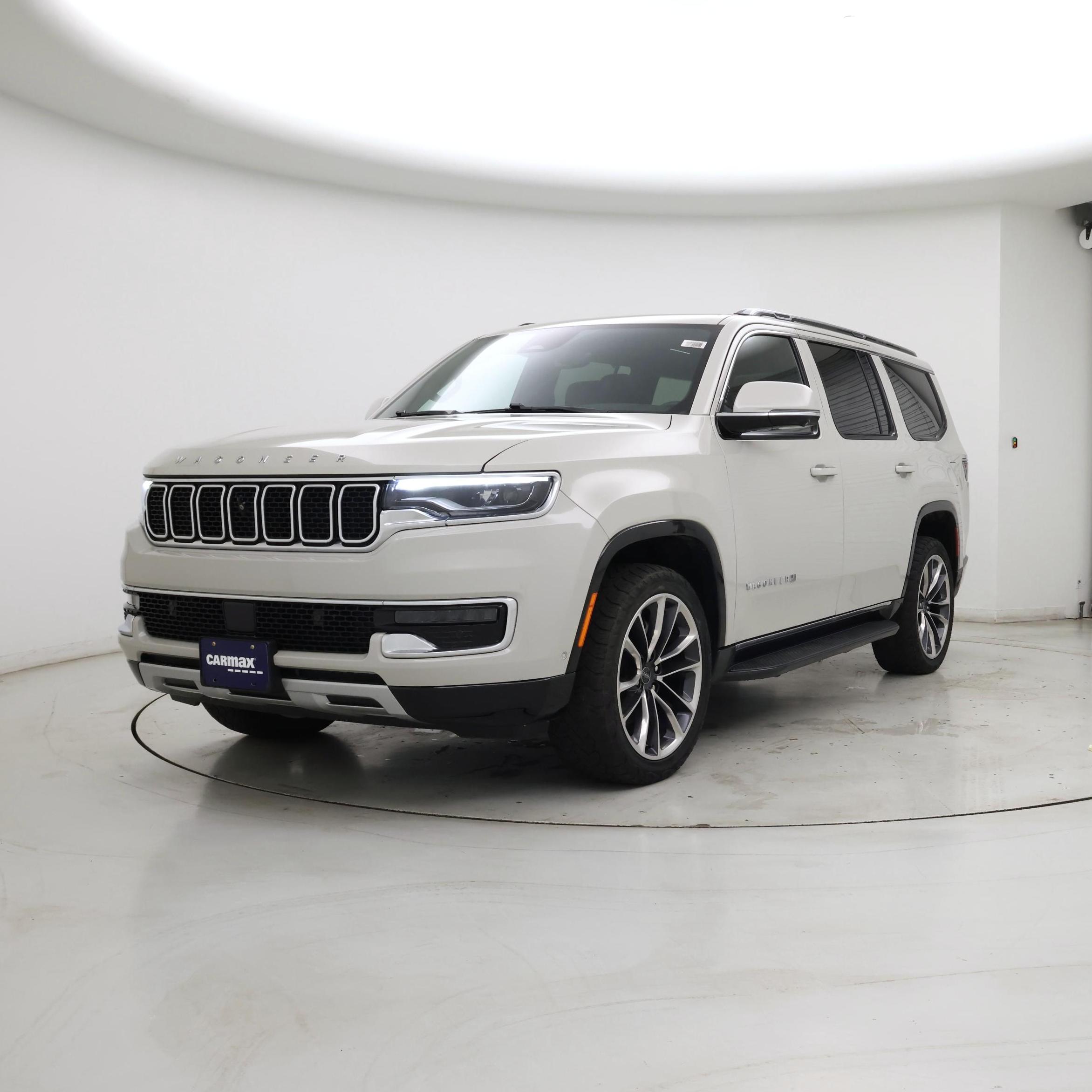 Thumbnail: 2022 Jeep Wagoneer - 4