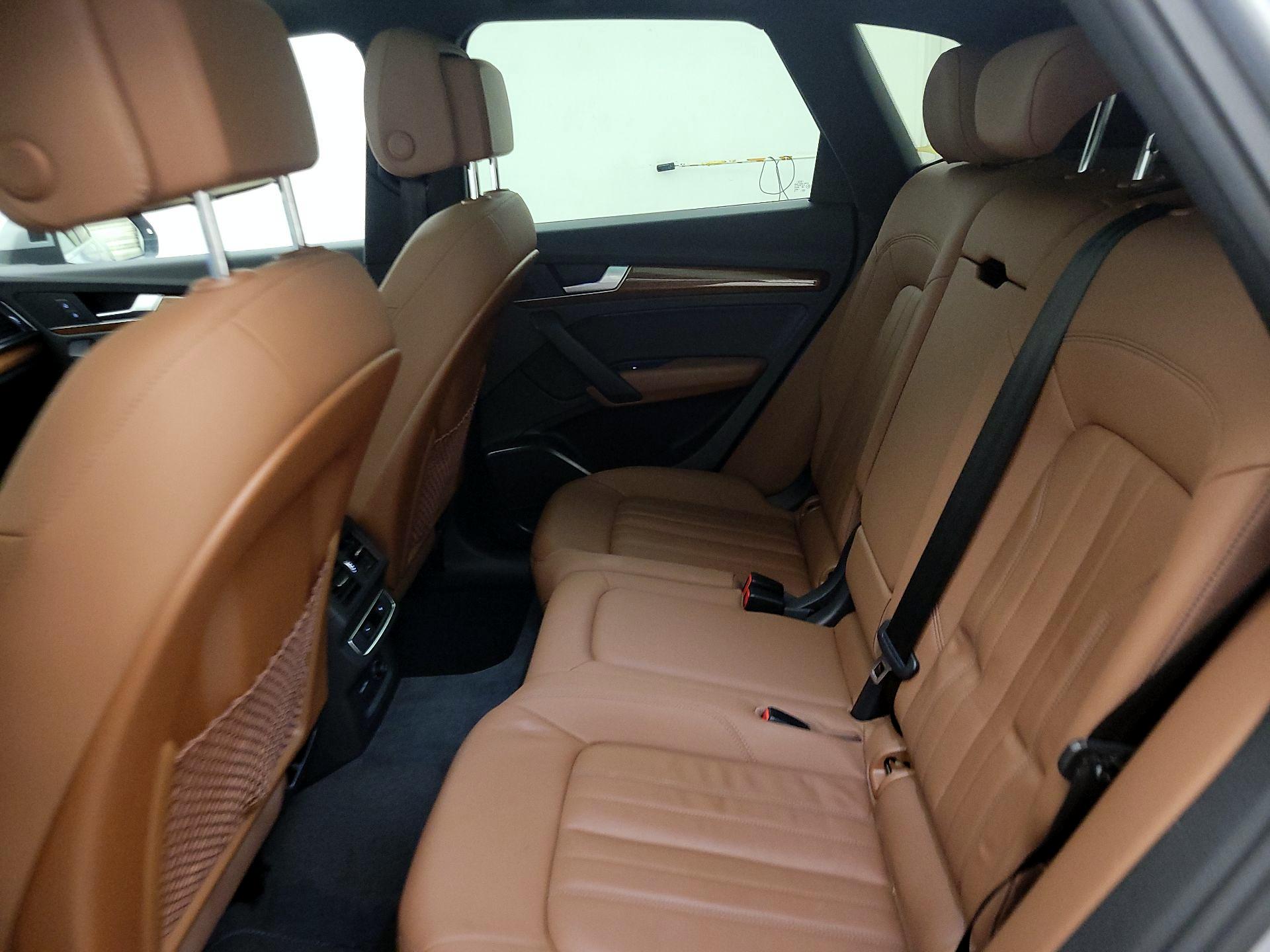 Thumbnail: 2022 Audi Q5 - 18