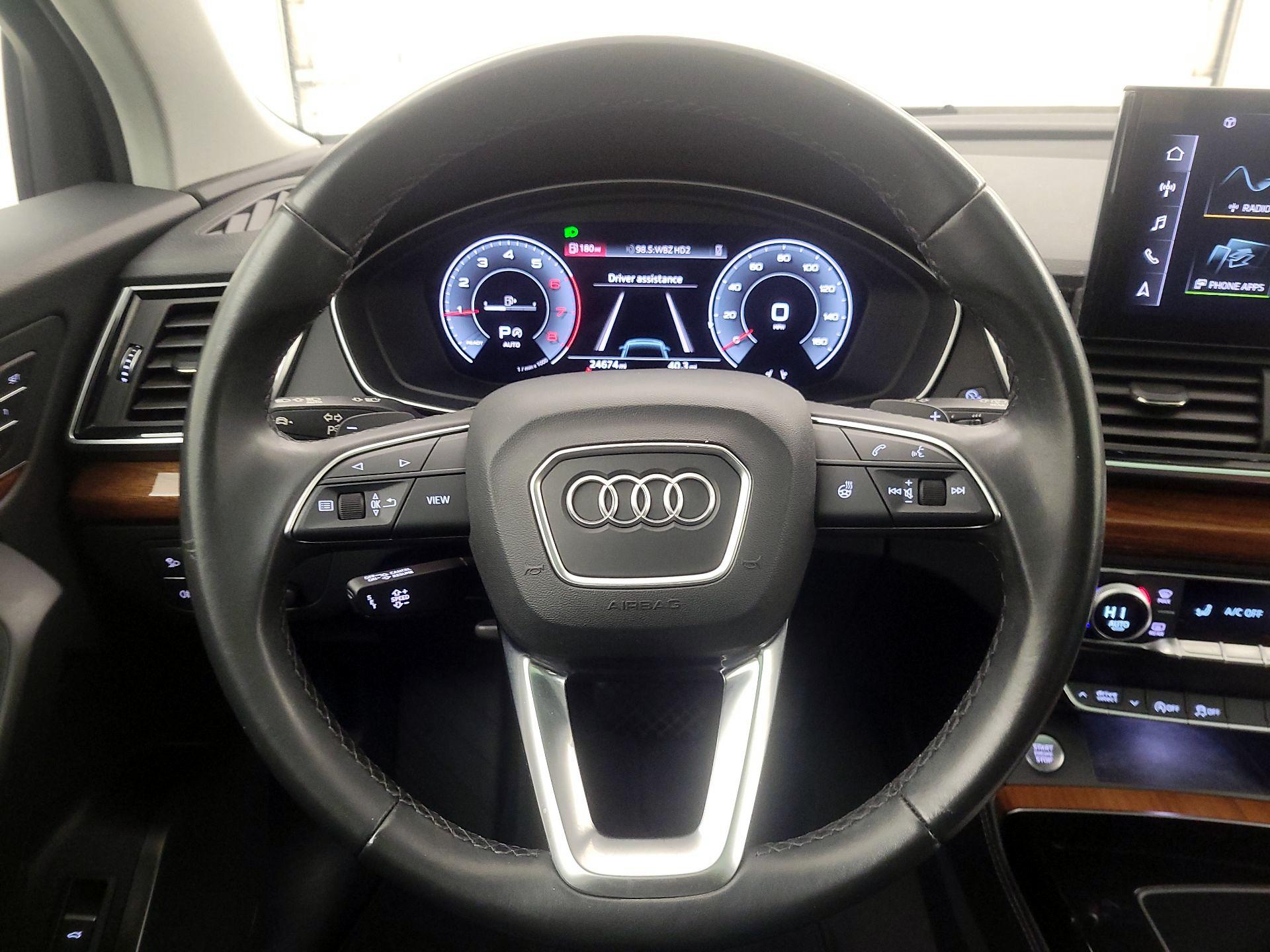 Thumbnail: 2022 Audi Q5 - 10