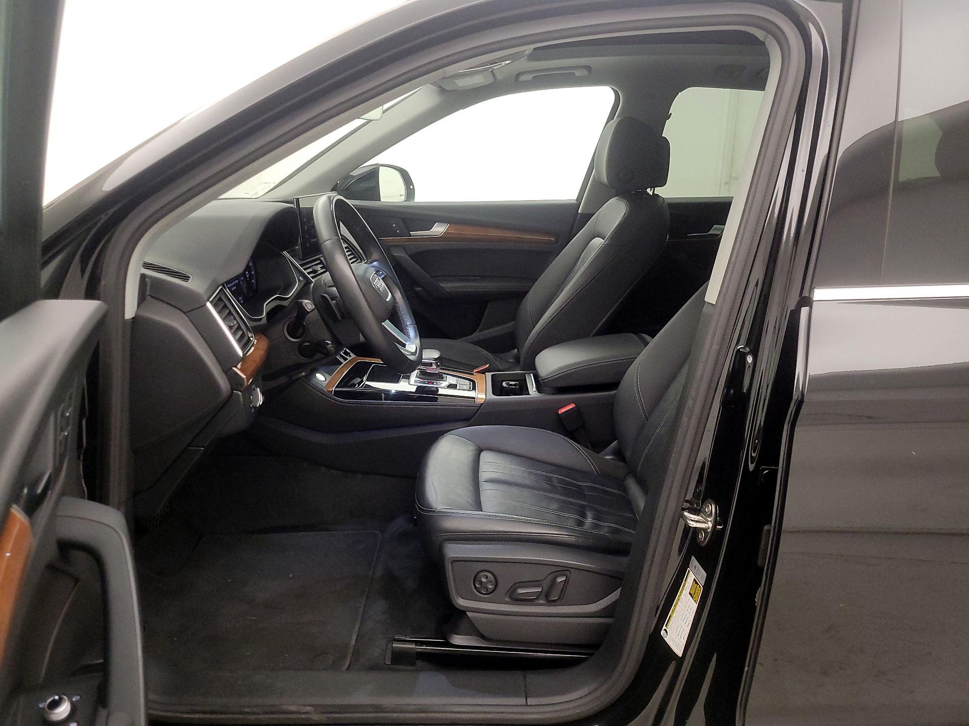 Thumbnail: 2022 Audi Q5 - 11