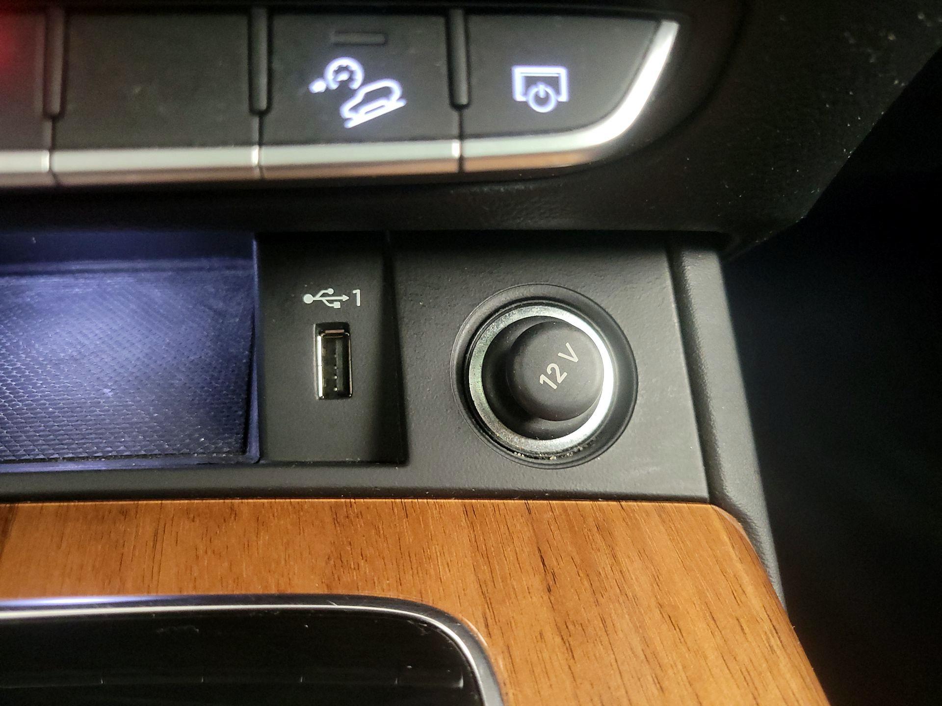 Thumbnail: 2022 Audi Q5 - 18