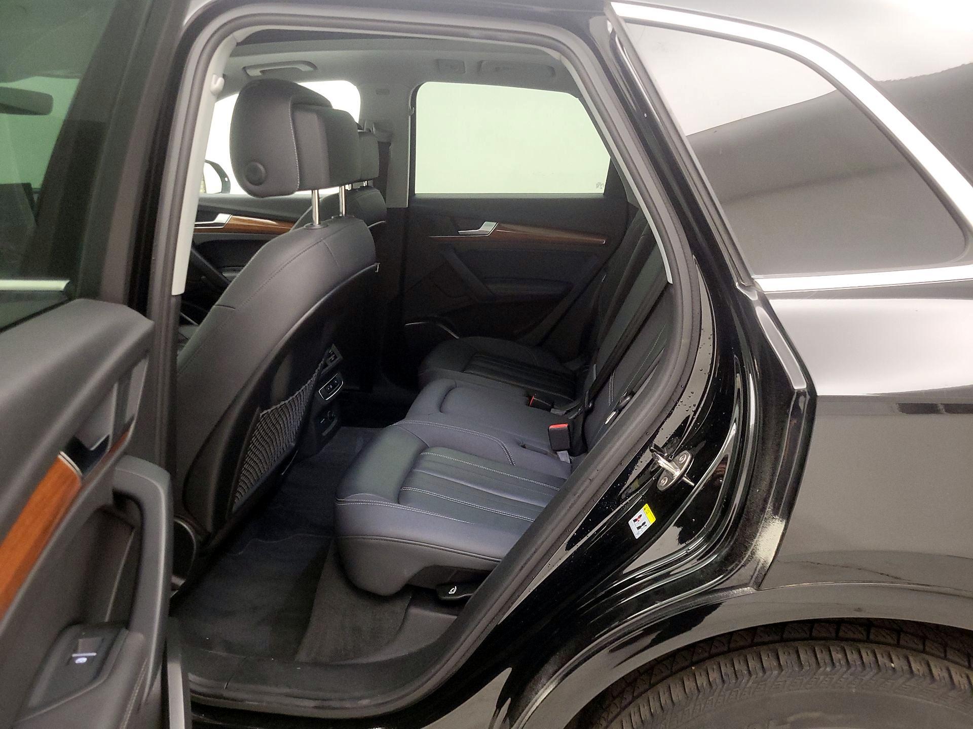 Thumbnail: 2022 Audi Q5 - 20