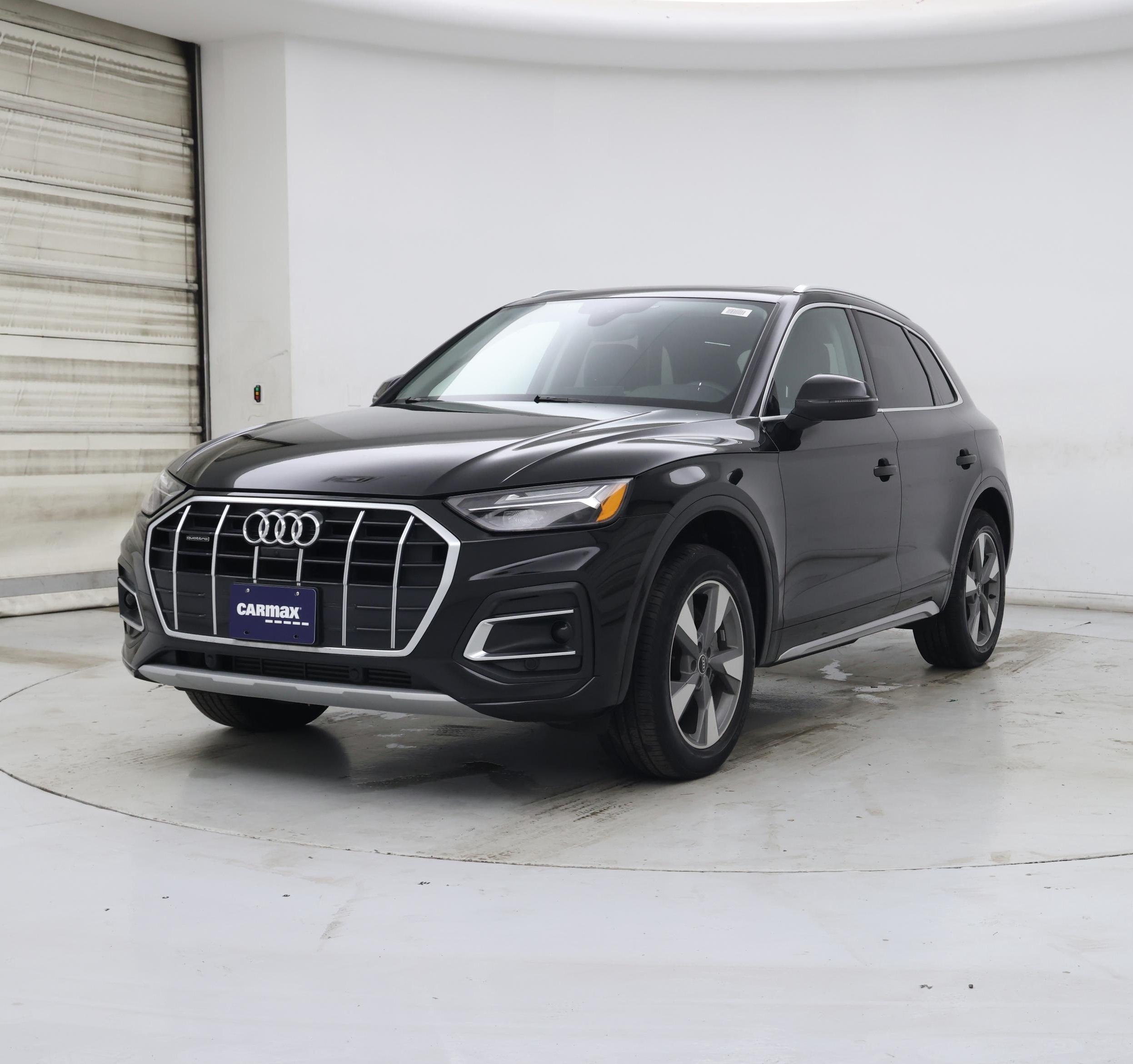 Thumbnail: 2022 Audi Q5 - 4