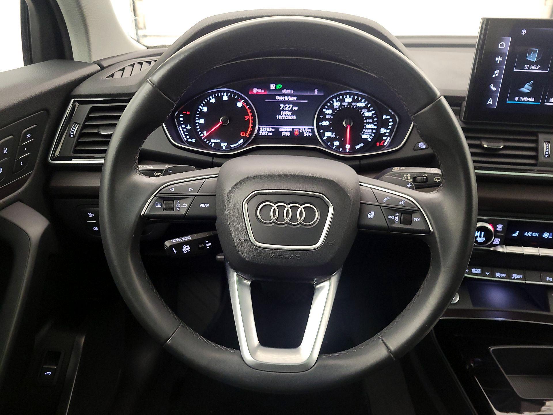 Thumbnail: 2023 Audi Q5 - 10