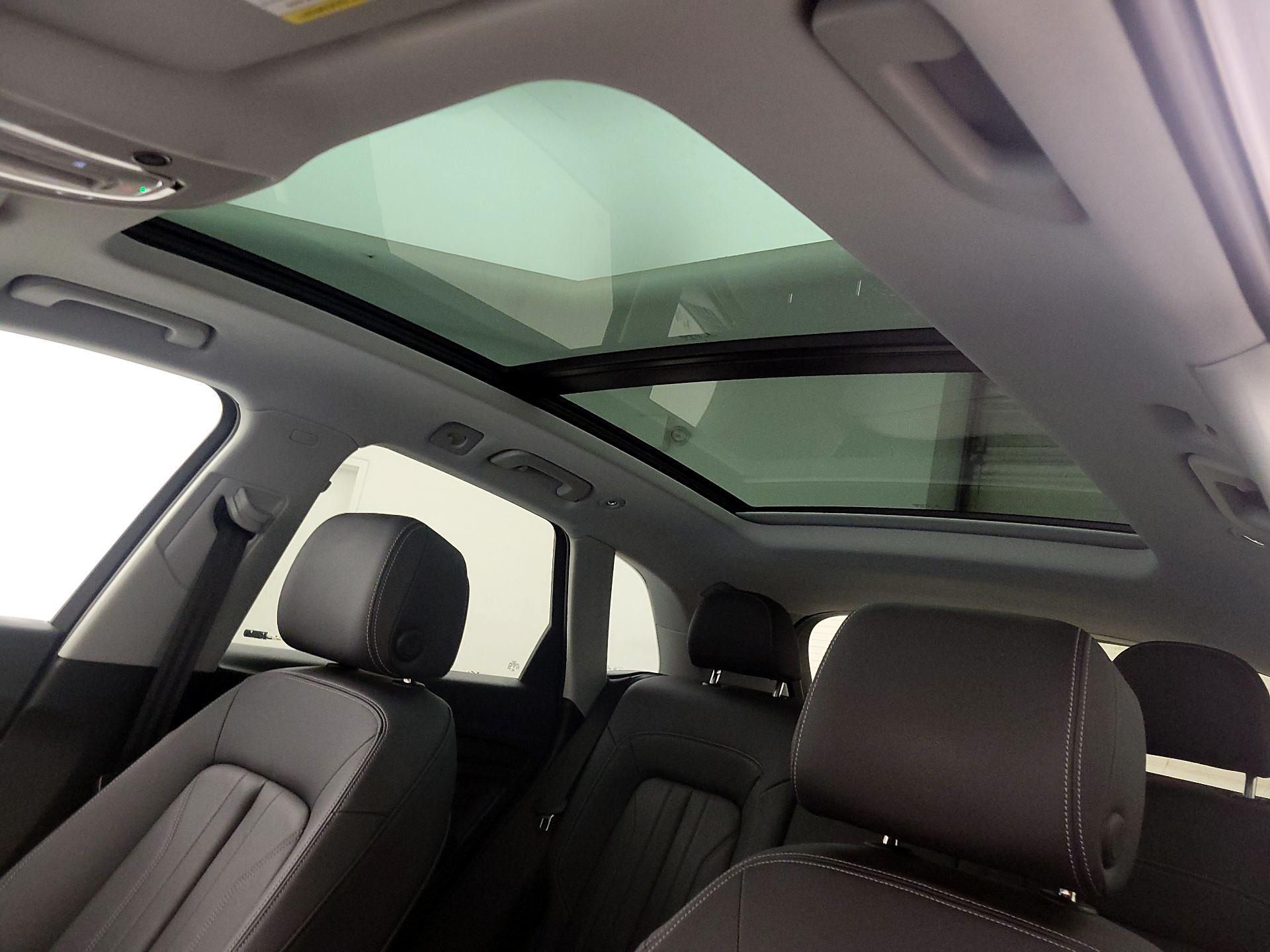 Thumbnail: 2023 Audi Q5 - 19