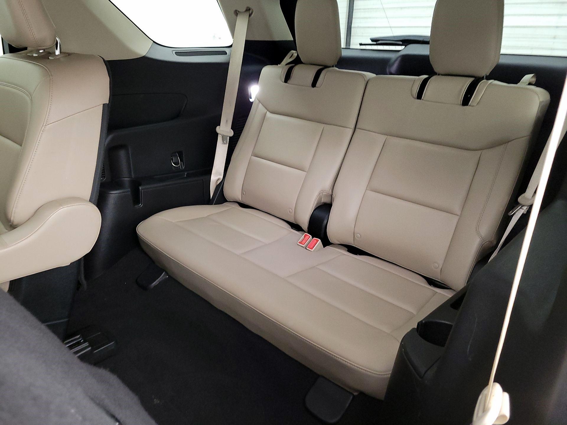 Thumbnail: 2020 Ford Explorer - 20