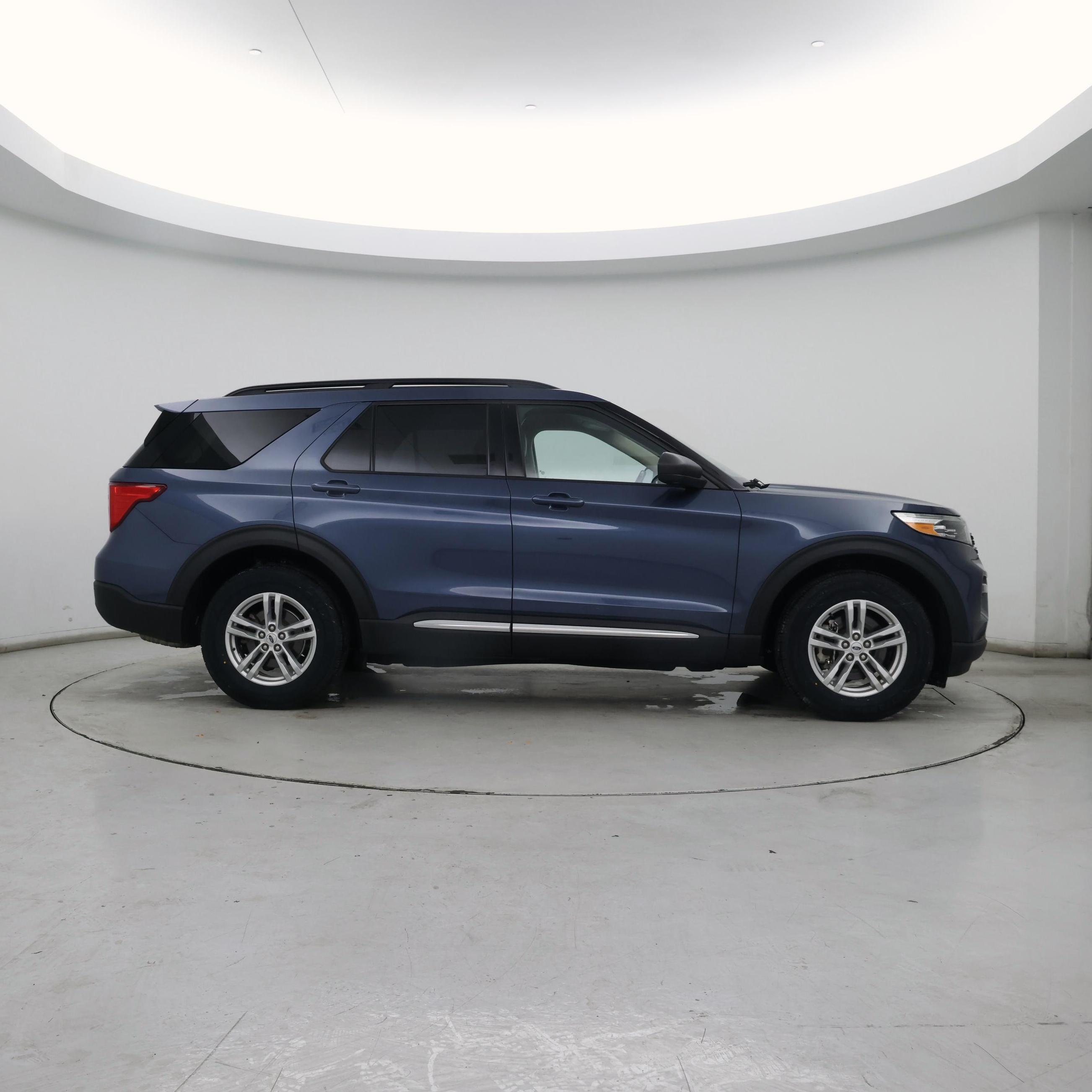 Thumbnail: 2020 Ford Explorer - 7