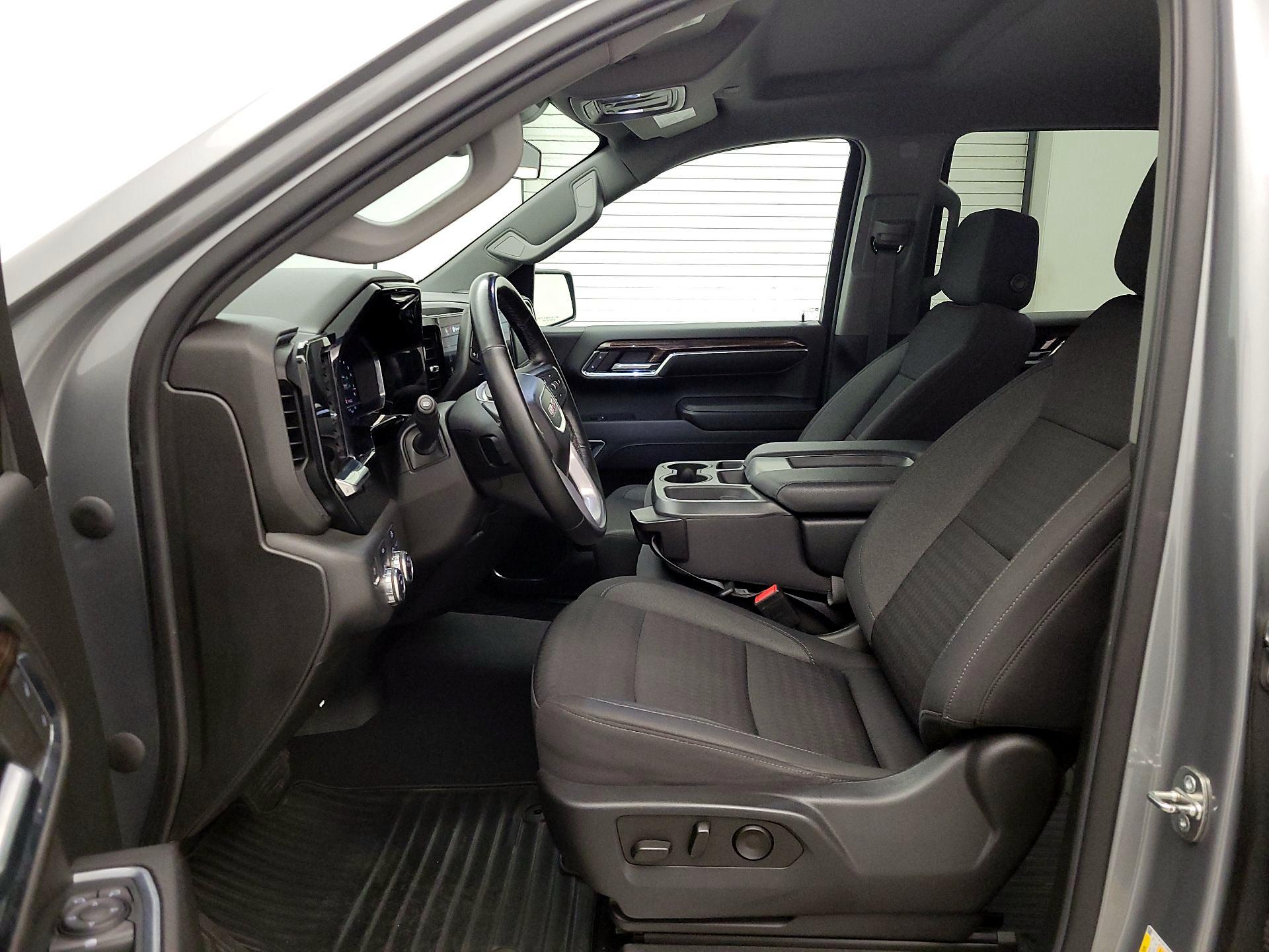 Thumbnail: 2023 GMC Sierra 1500 - 11