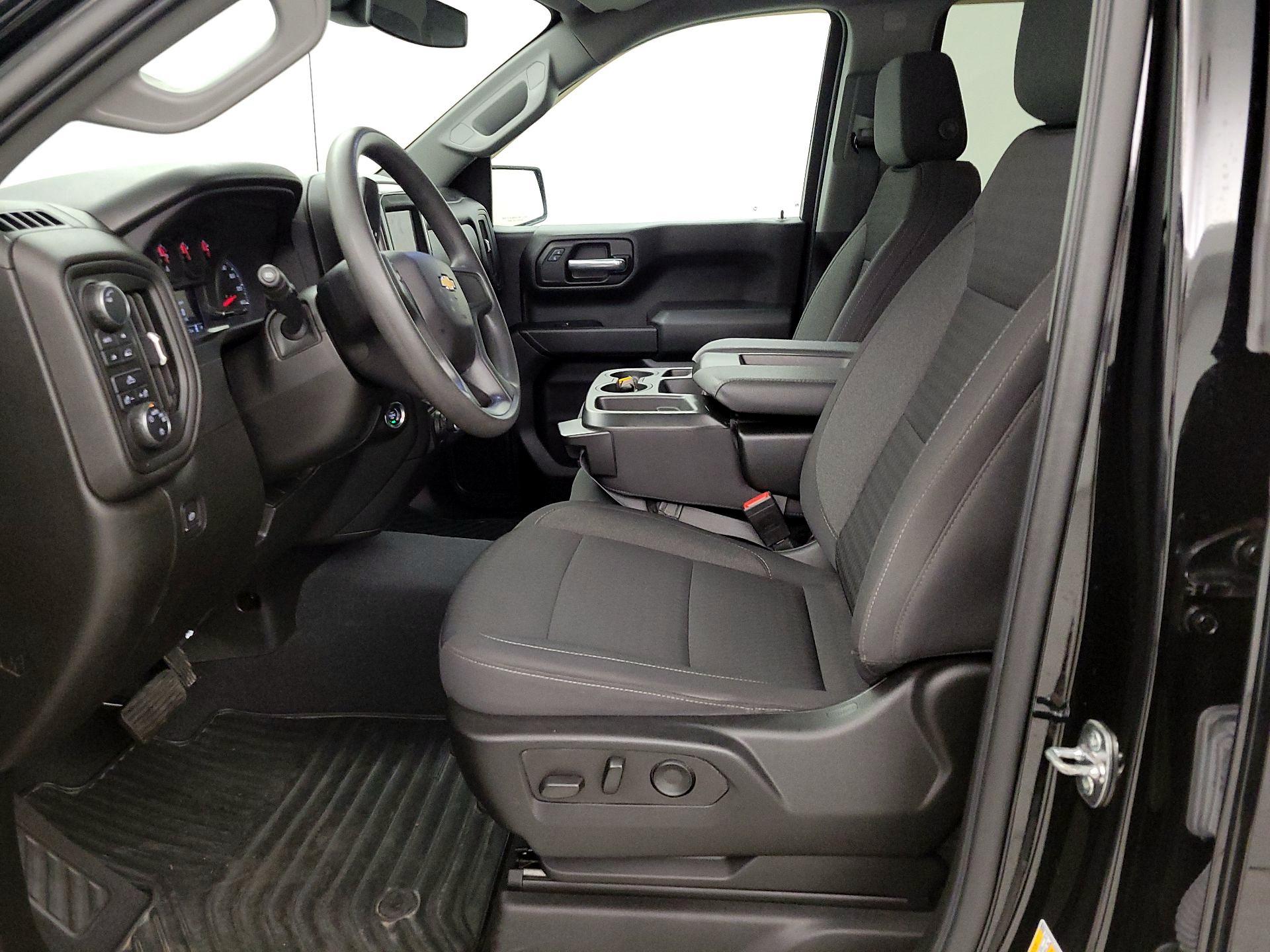 Thumbnail: 2022 Chevrolet Silverado 1500 - 11