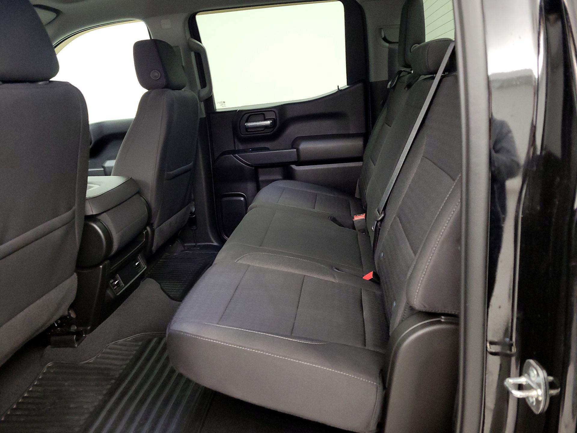 Thumbnail: 2022 Chevrolet Silverado 1500 - 19