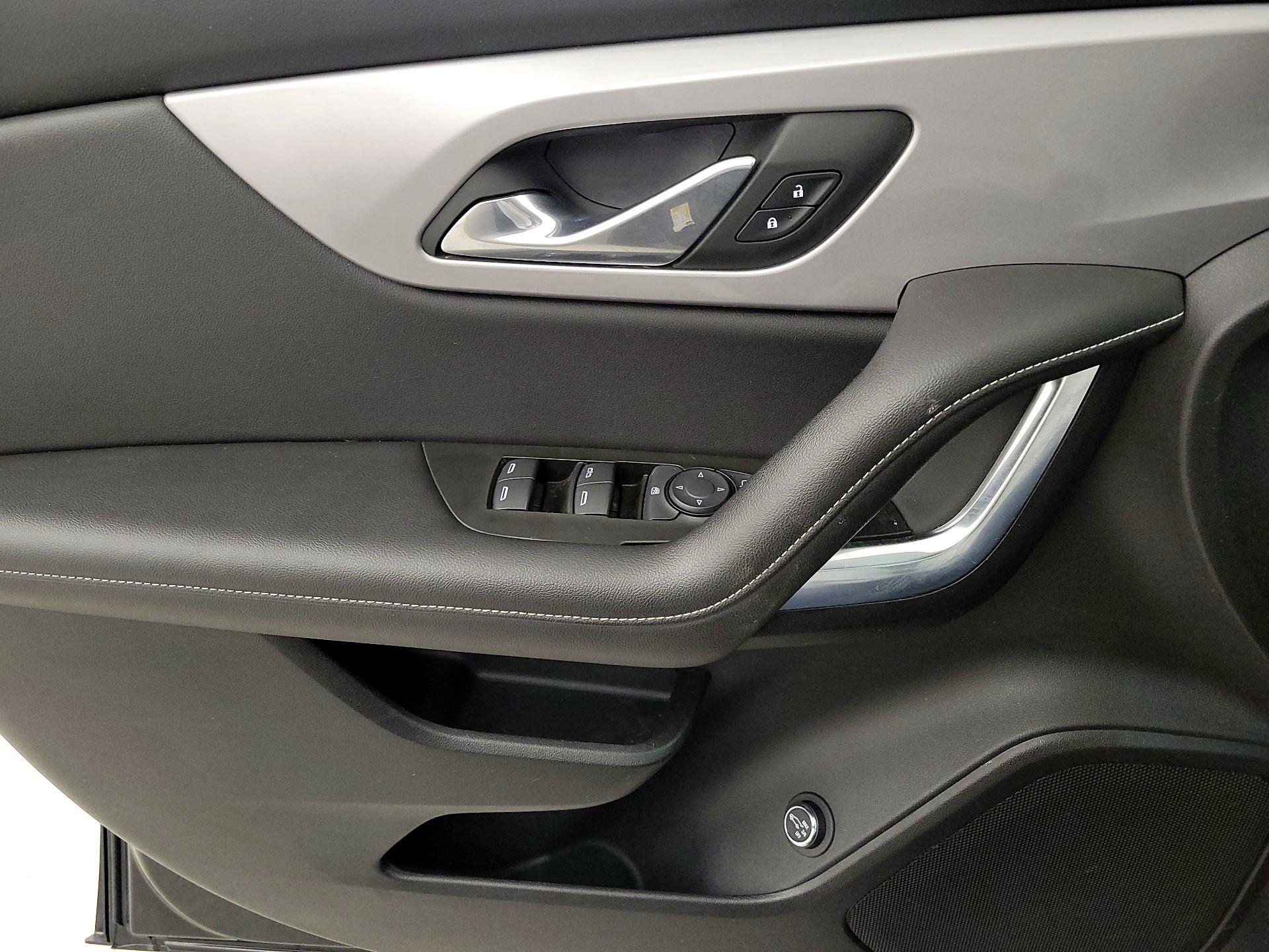 Thumbnail: 2023 Chevrolet Blazer - 12