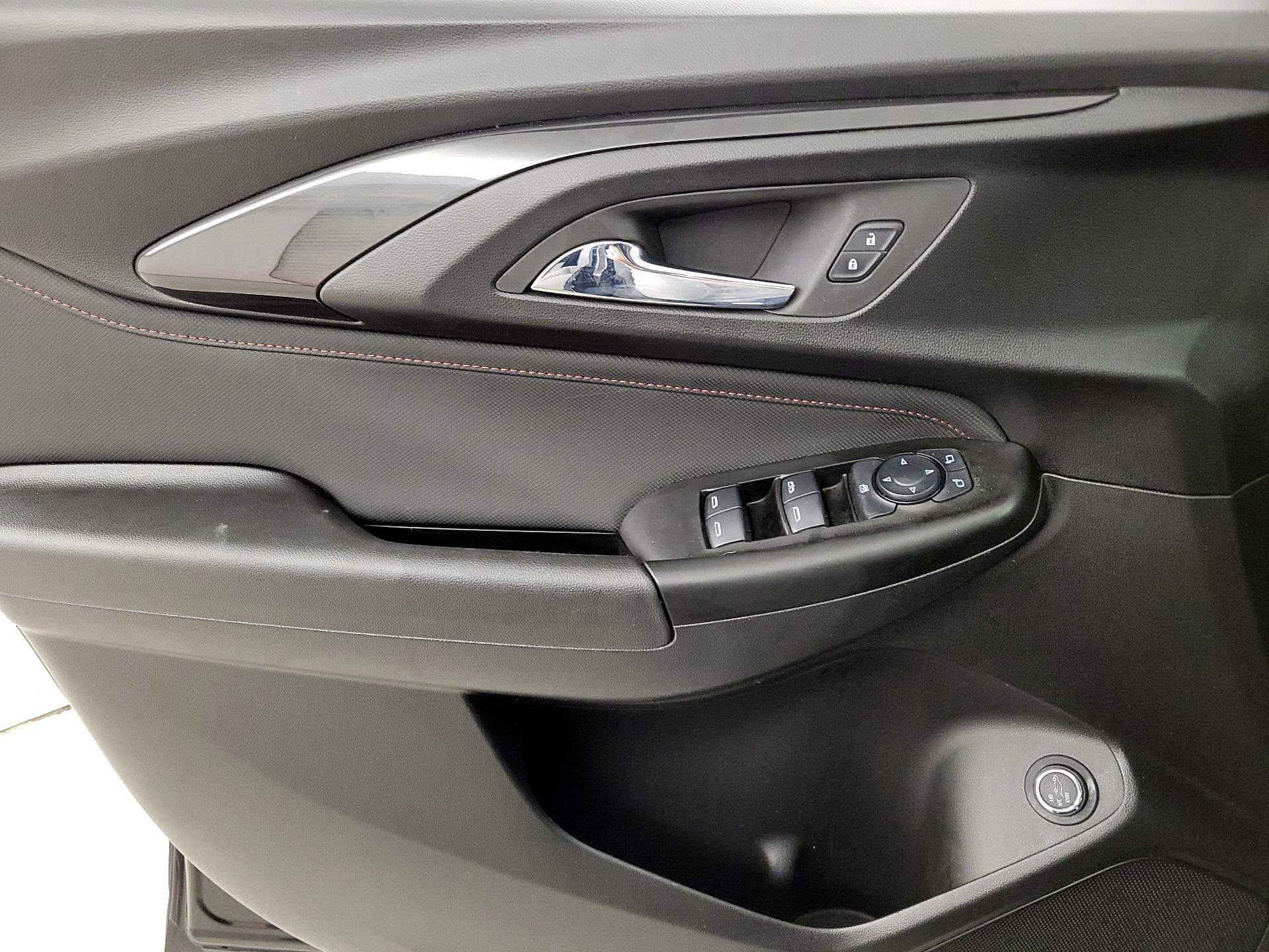 Thumbnail: 2022 Chevrolet TrailBlazer - 12