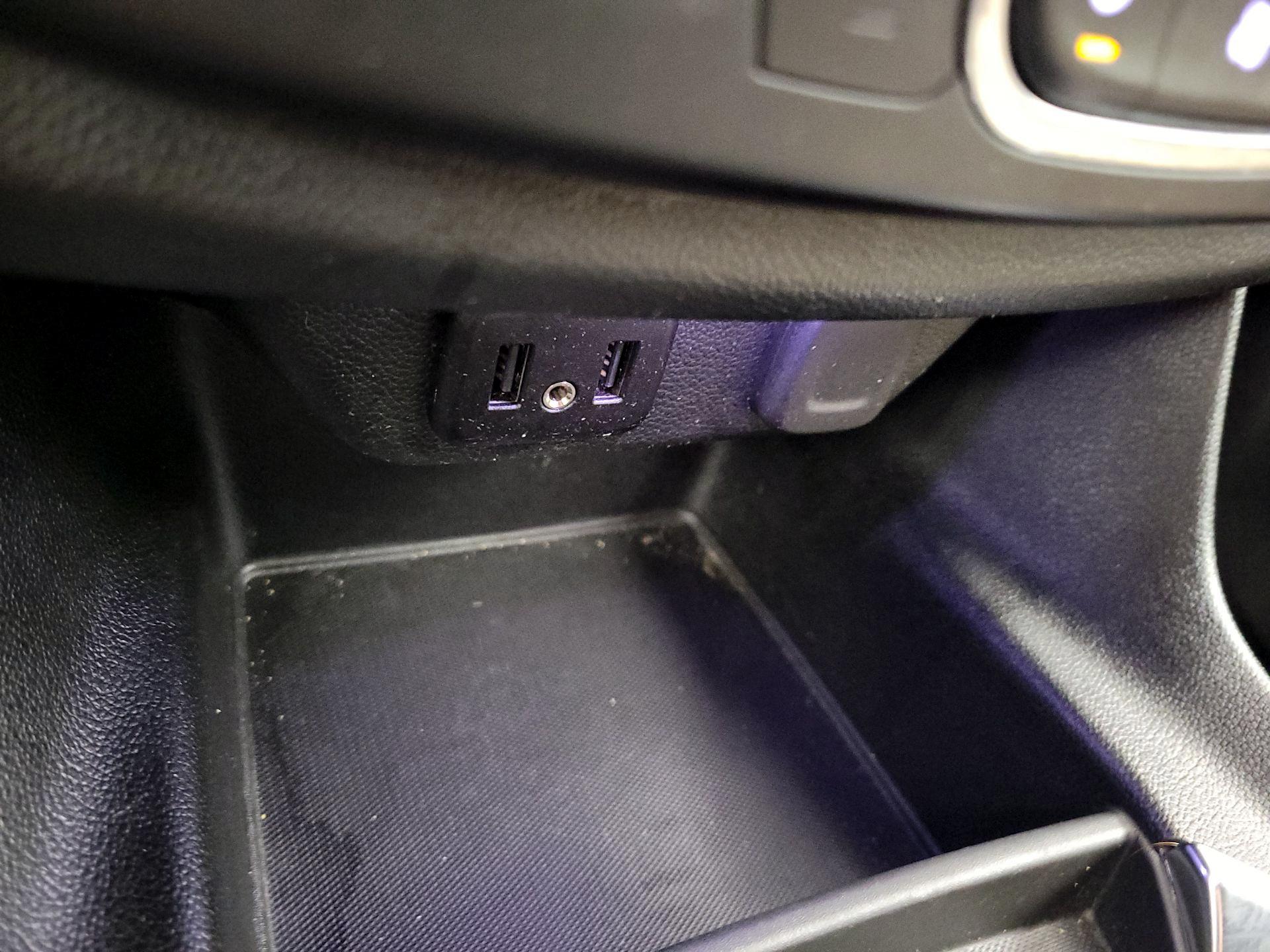 Thumbnail: 2023 Chevrolet Traverse - 18