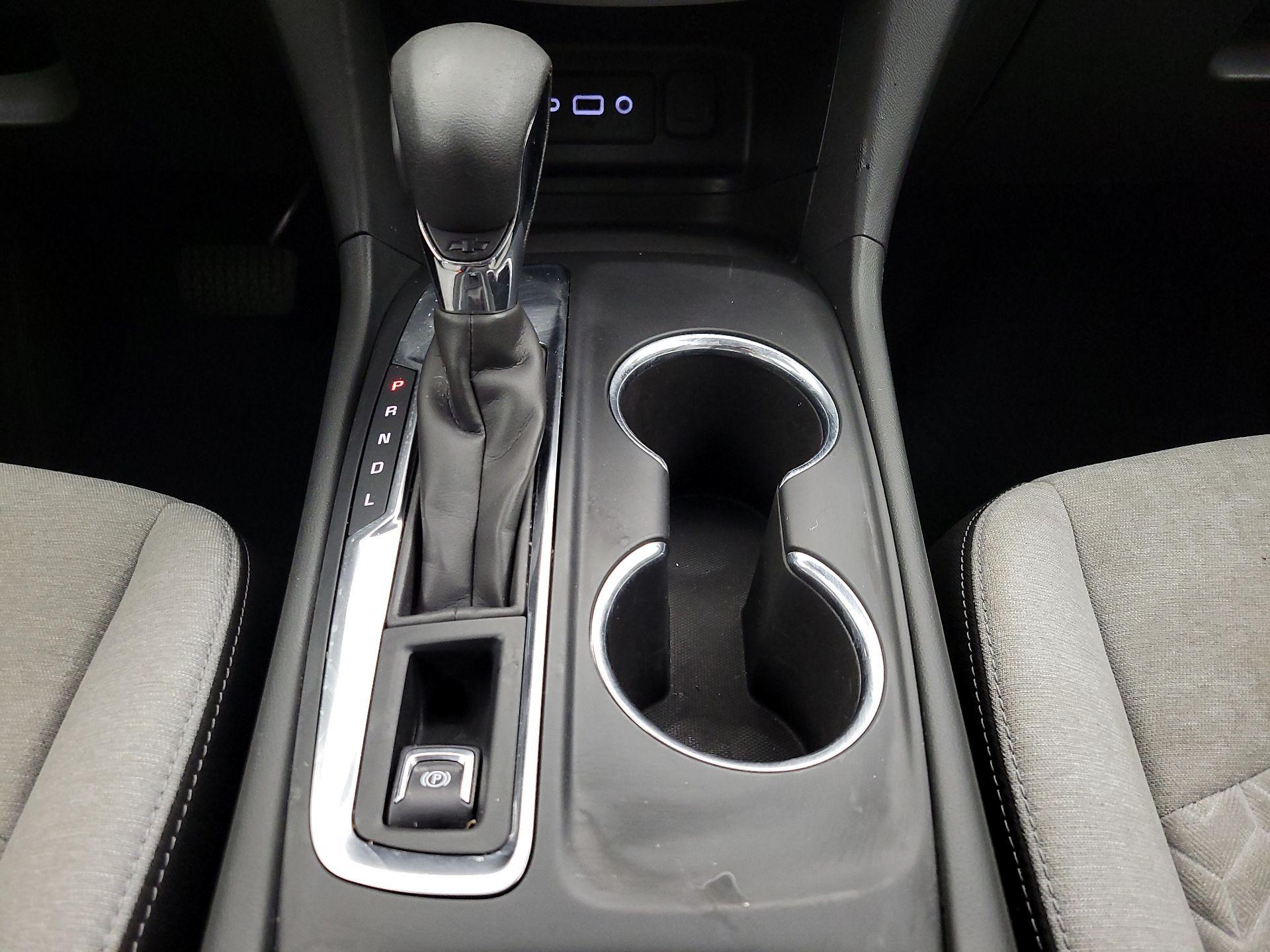 Thumbnail: 2022 Chevrolet Equinox - 17