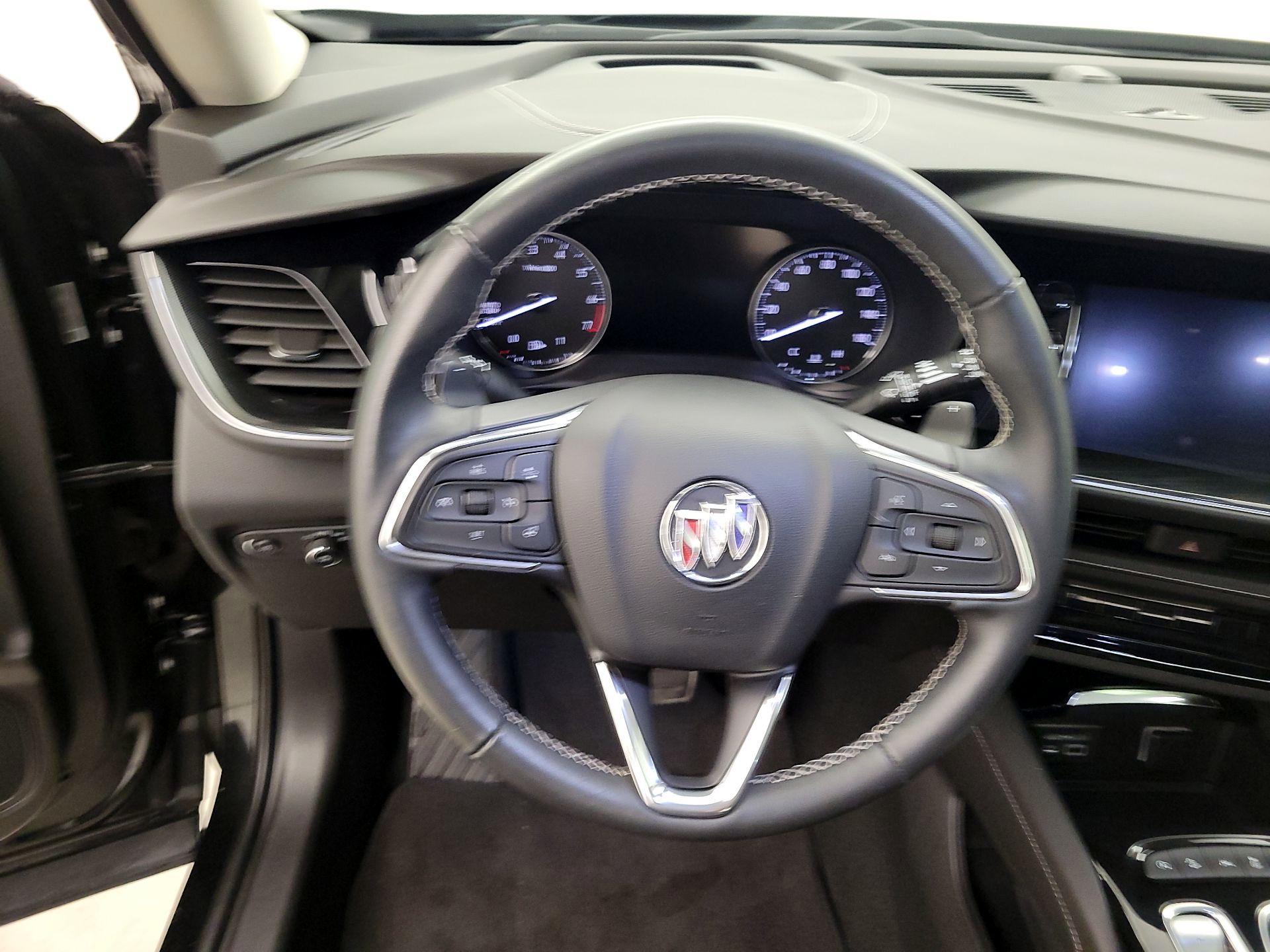 Thumbnail: 2022 Buick Envision - 10