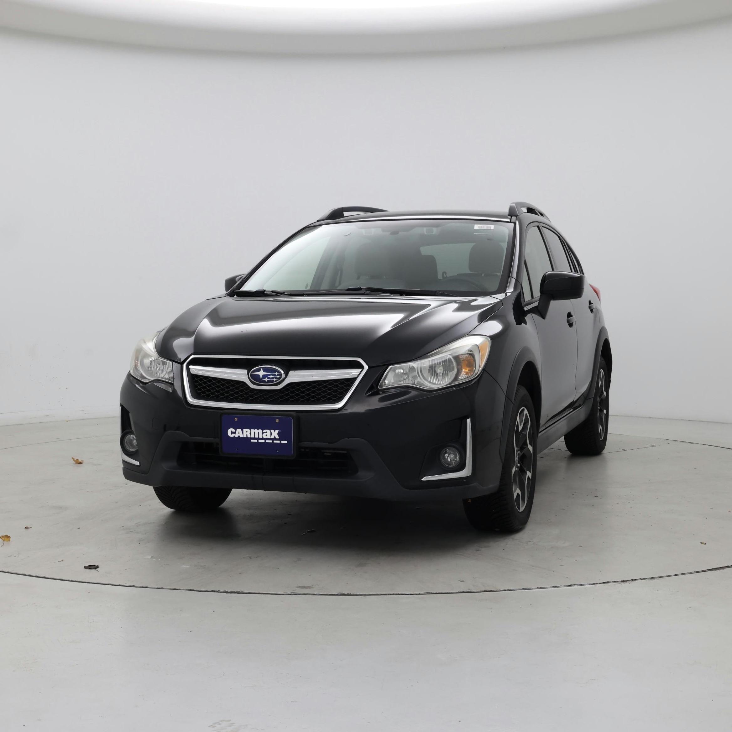 Thumbnail: 2017 Subaru Crosstrek - 4