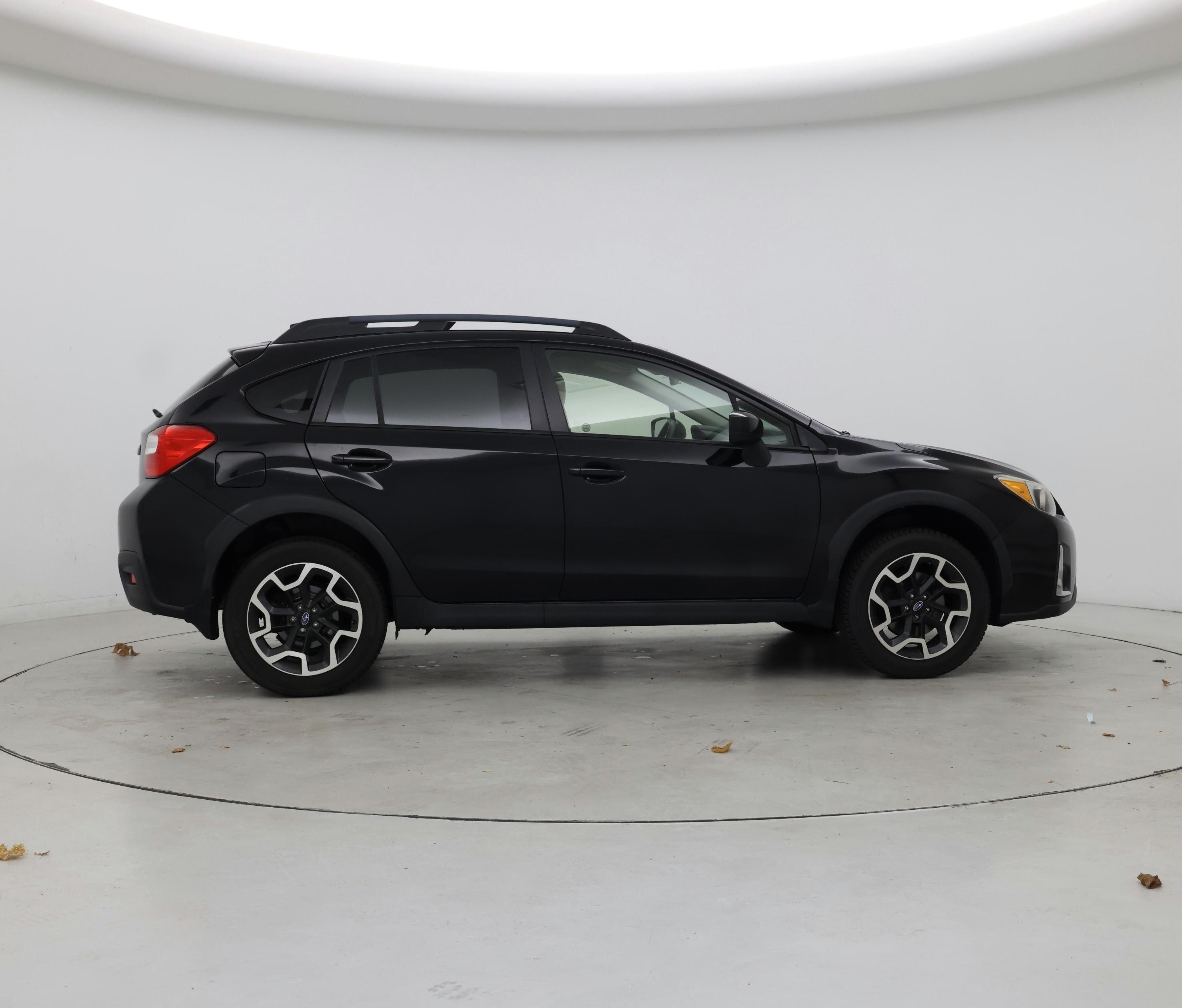 Thumbnail: 2017 Subaru Crosstrek - 7