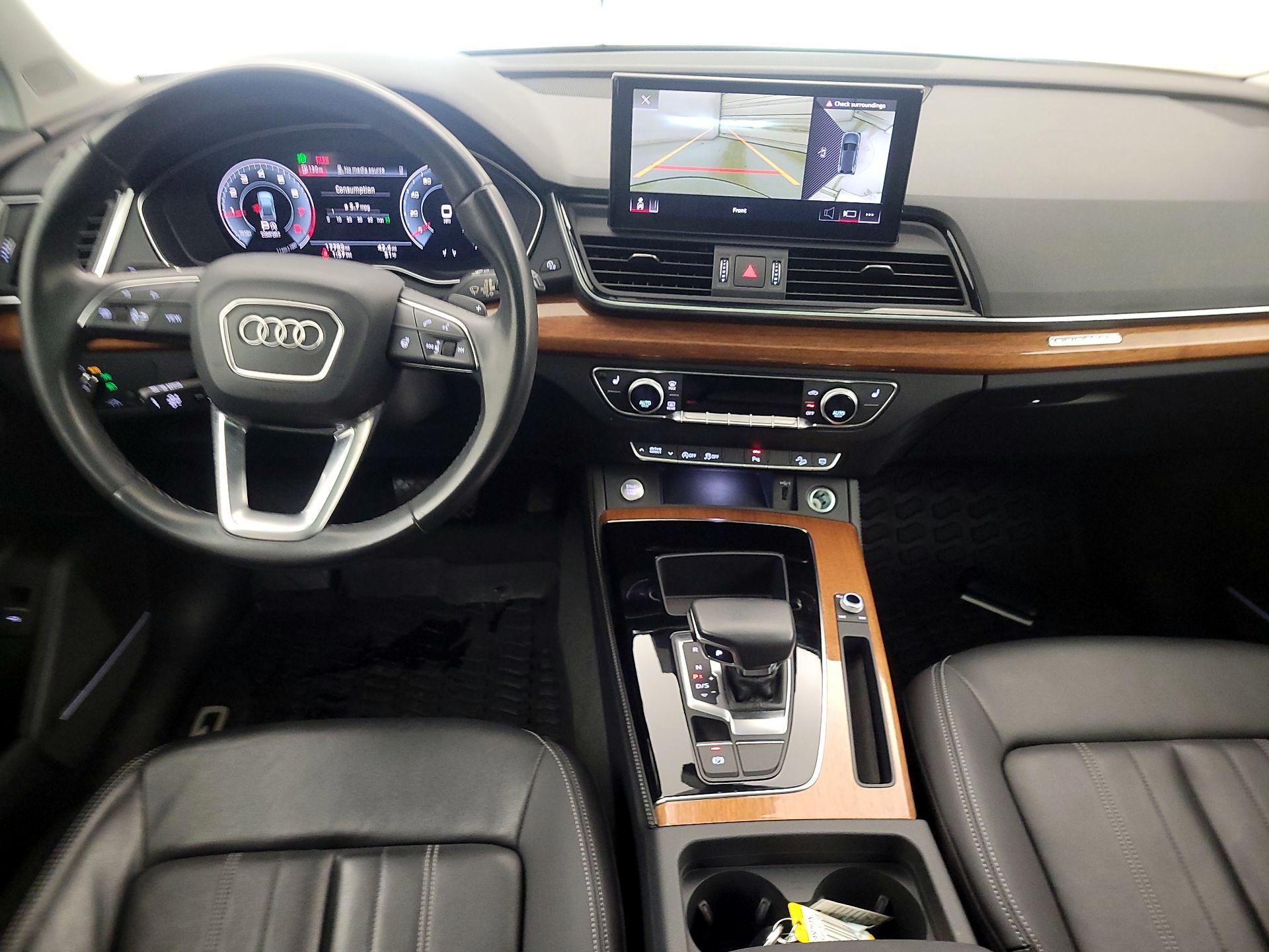 Thumbnail: 2023 Audi Q5 - 9