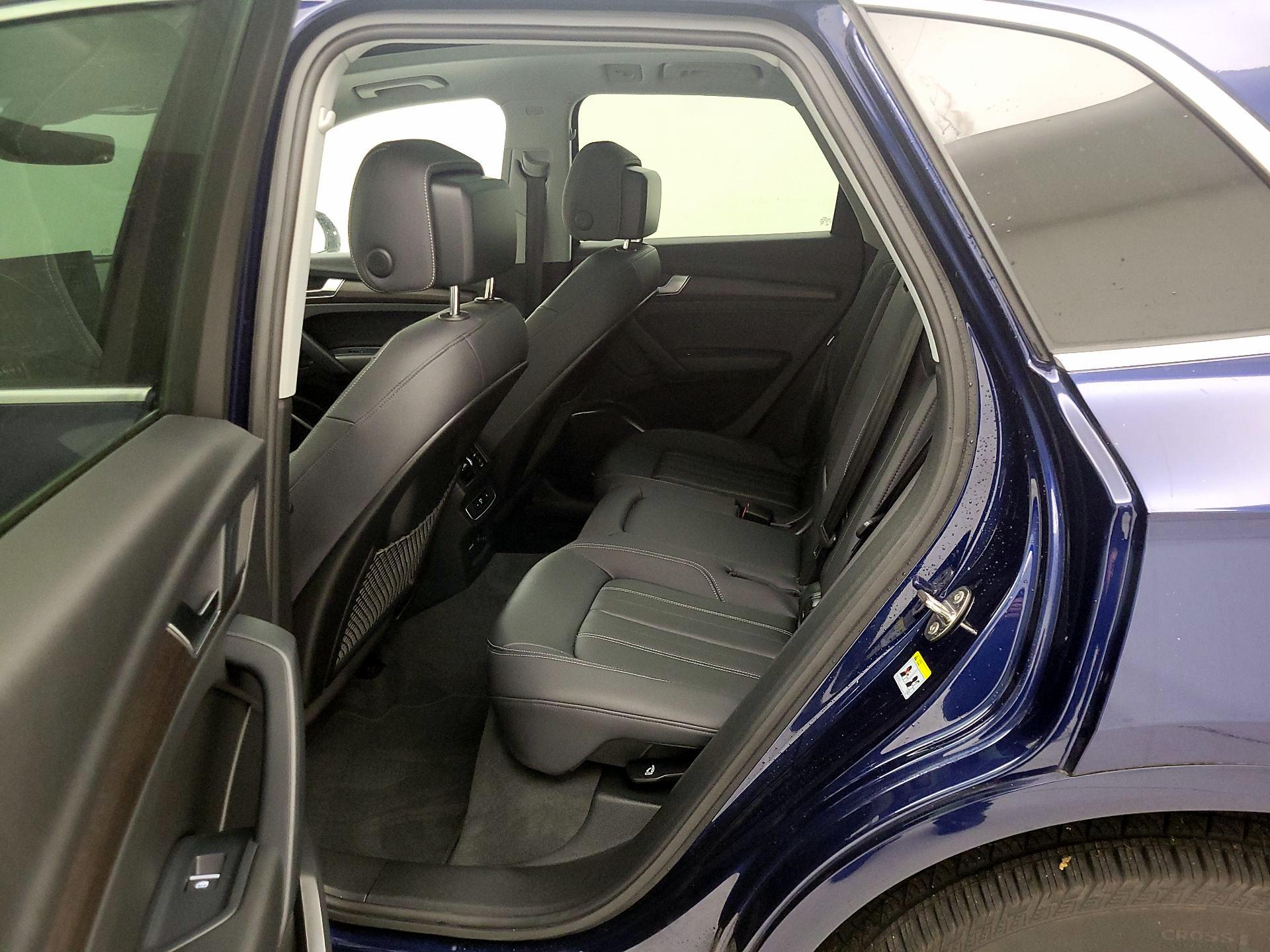 Thumbnail: 2022 Audi Q5 - 20