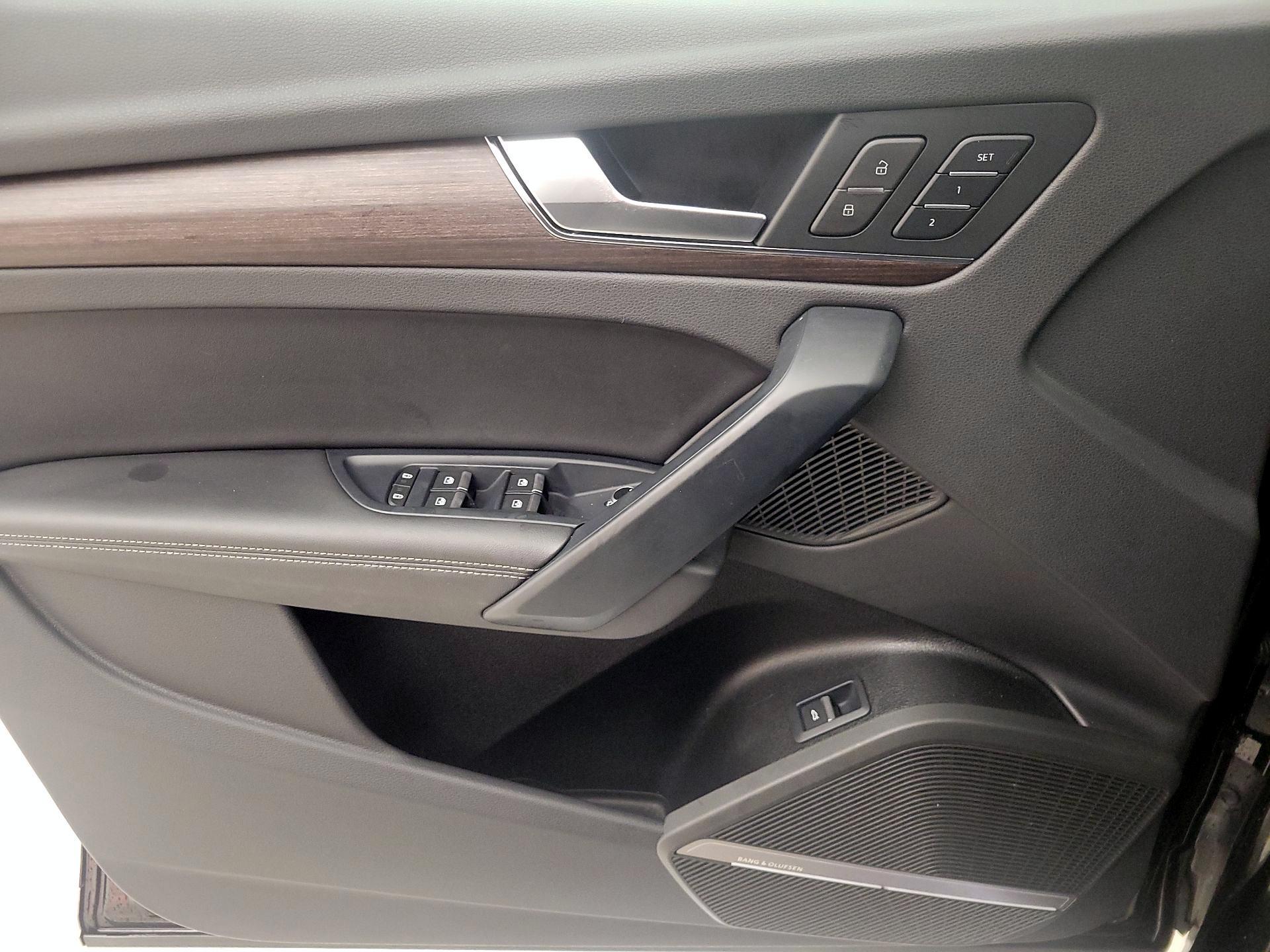 Thumbnail: 2023 Audi Q5 - 12