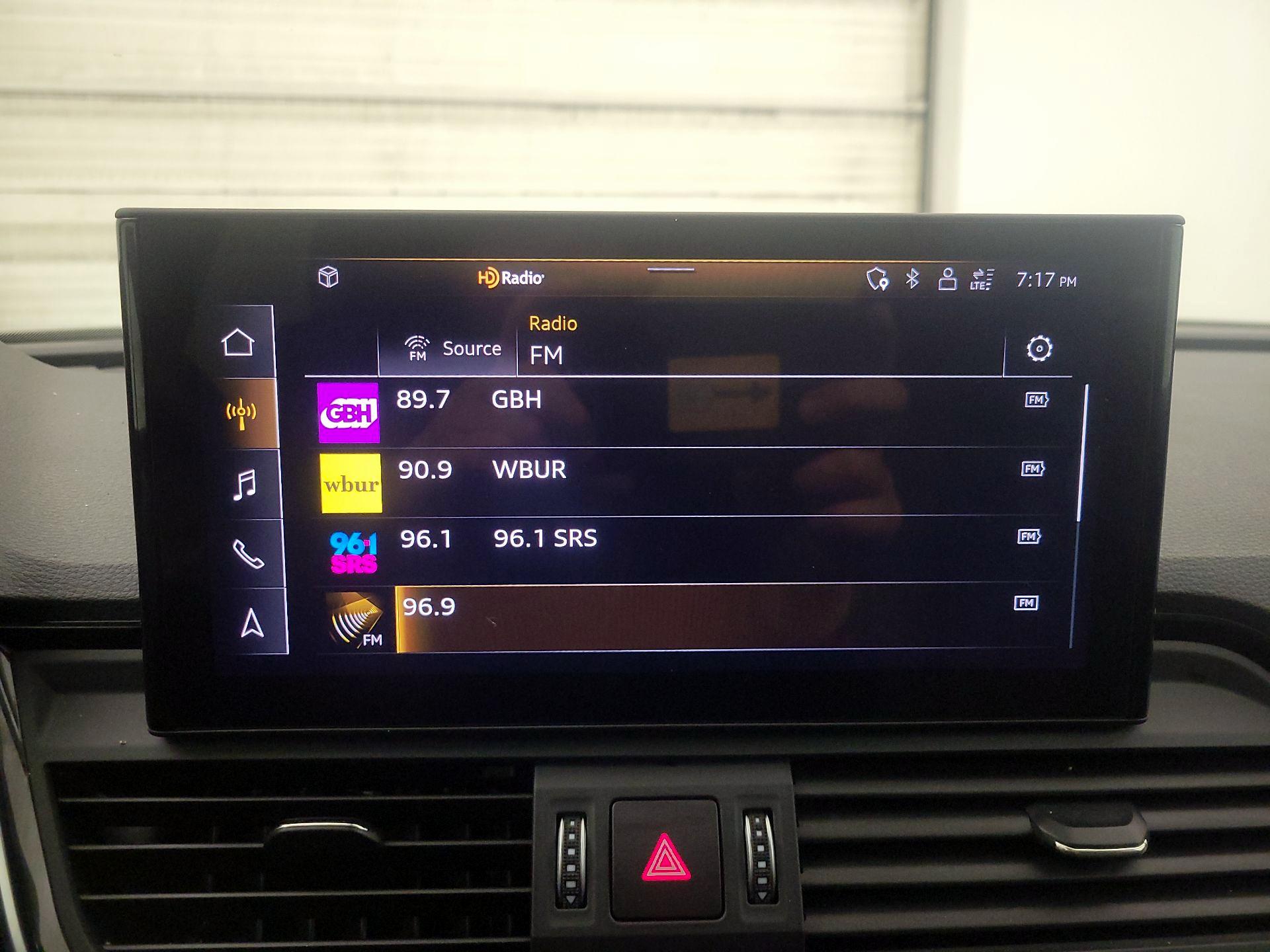 Thumbnail: 2023 Audi Q5 - 16