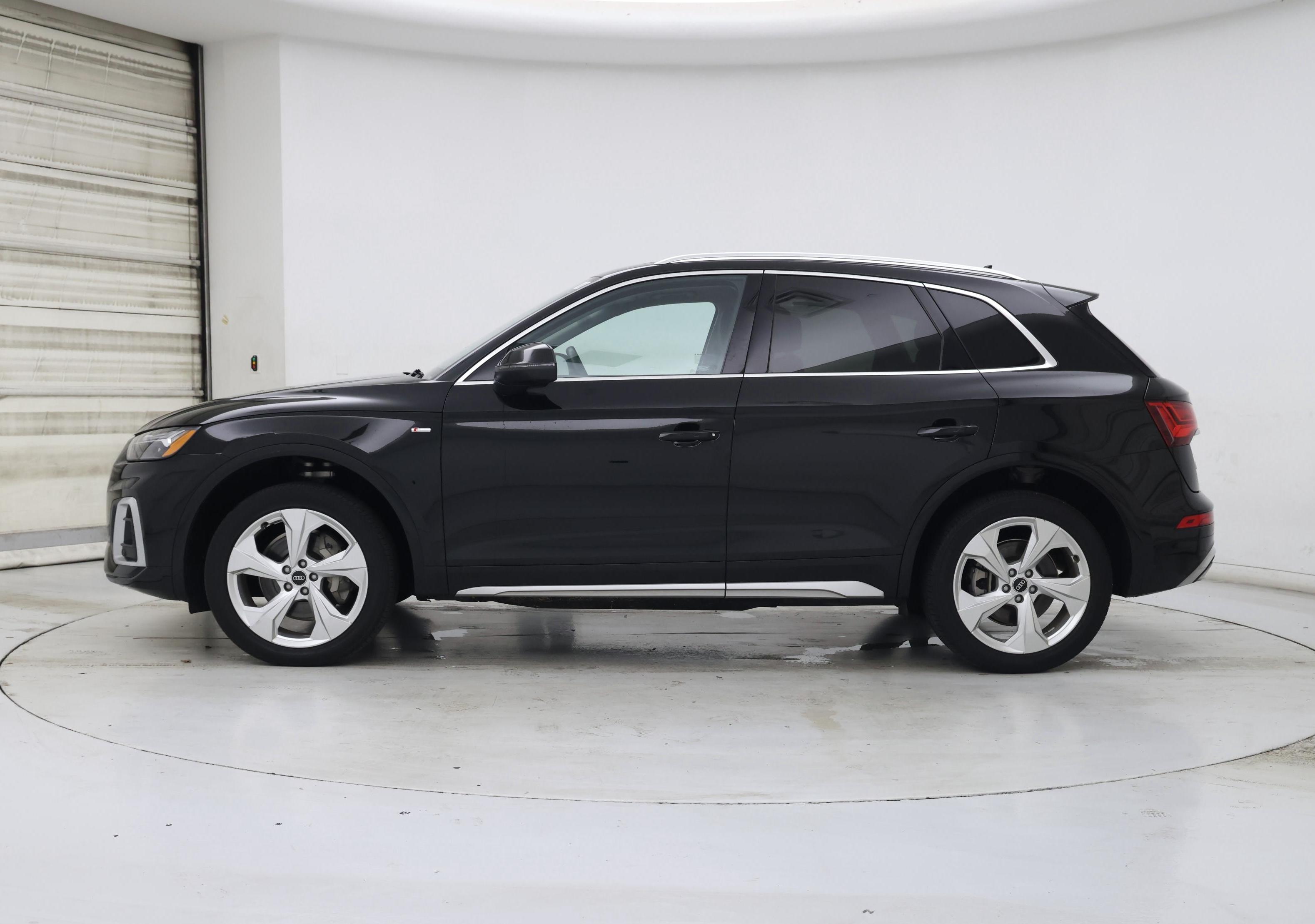 Thumbnail: 2023 Audi Q5 - 3