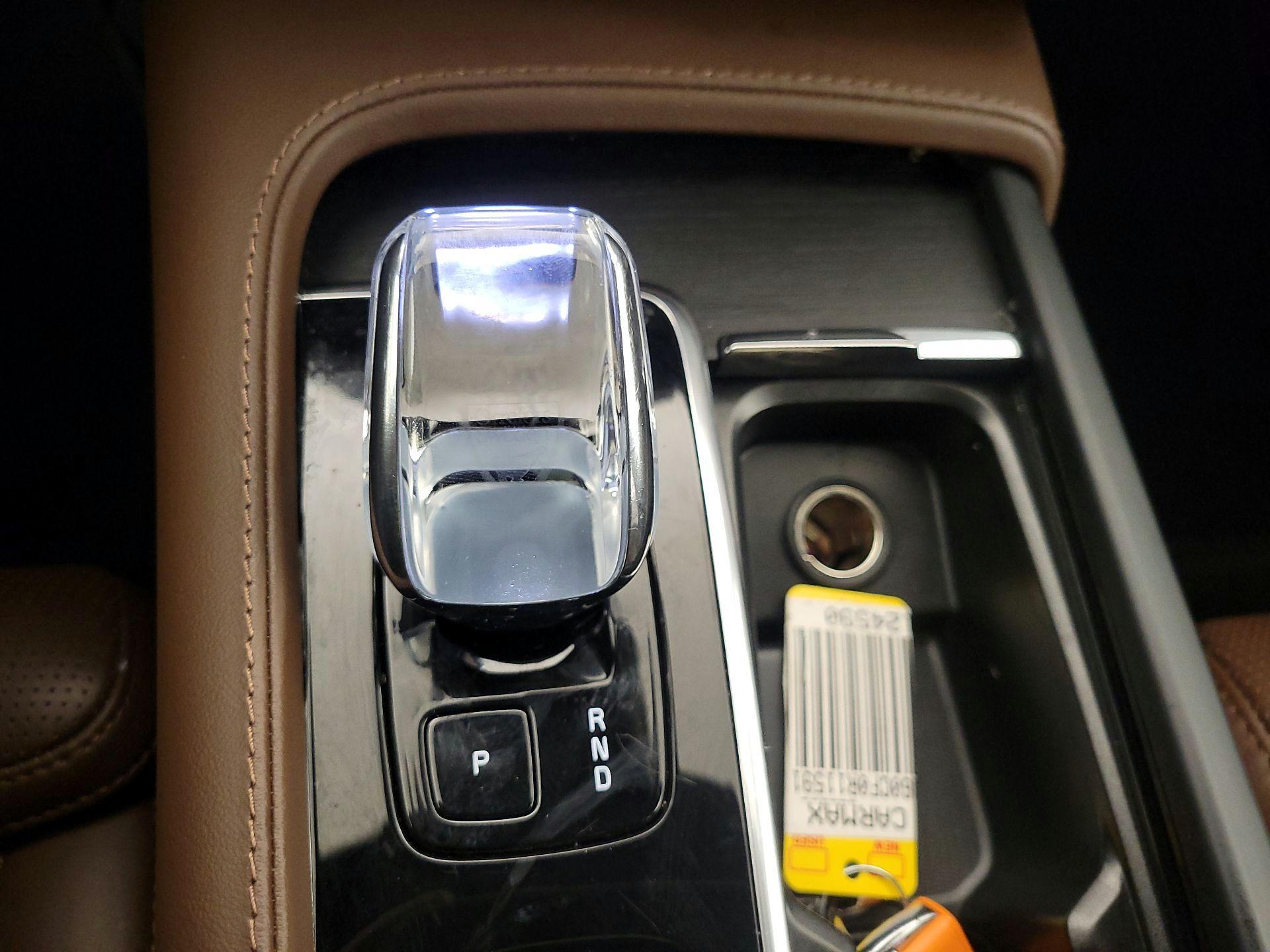 Thumbnail: 2024 Volvo XC90 - 18