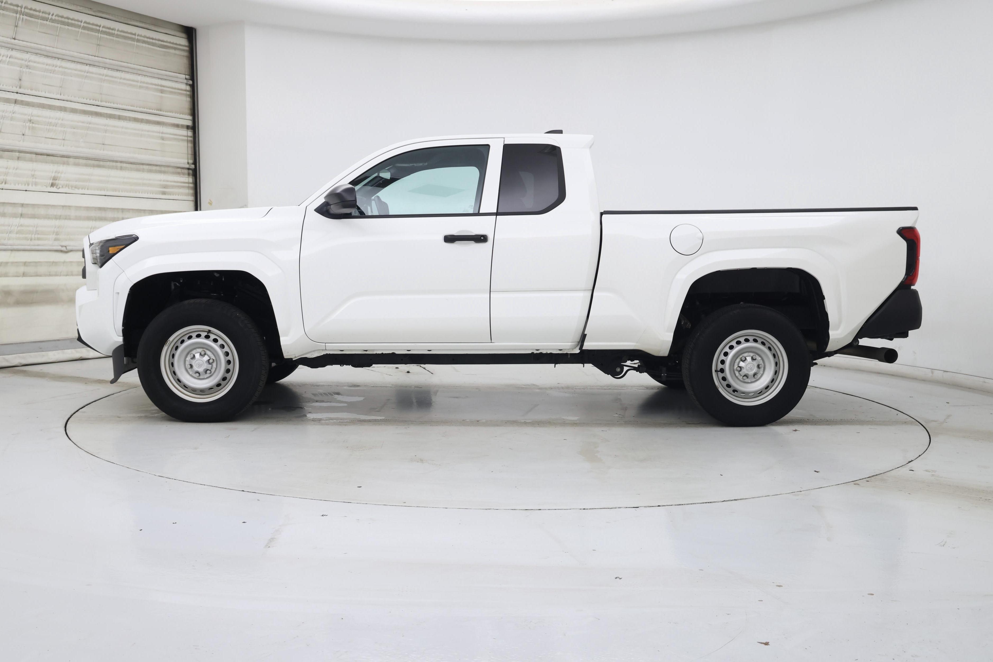 Thumbnail: 2024 Toyota Tacoma - 3