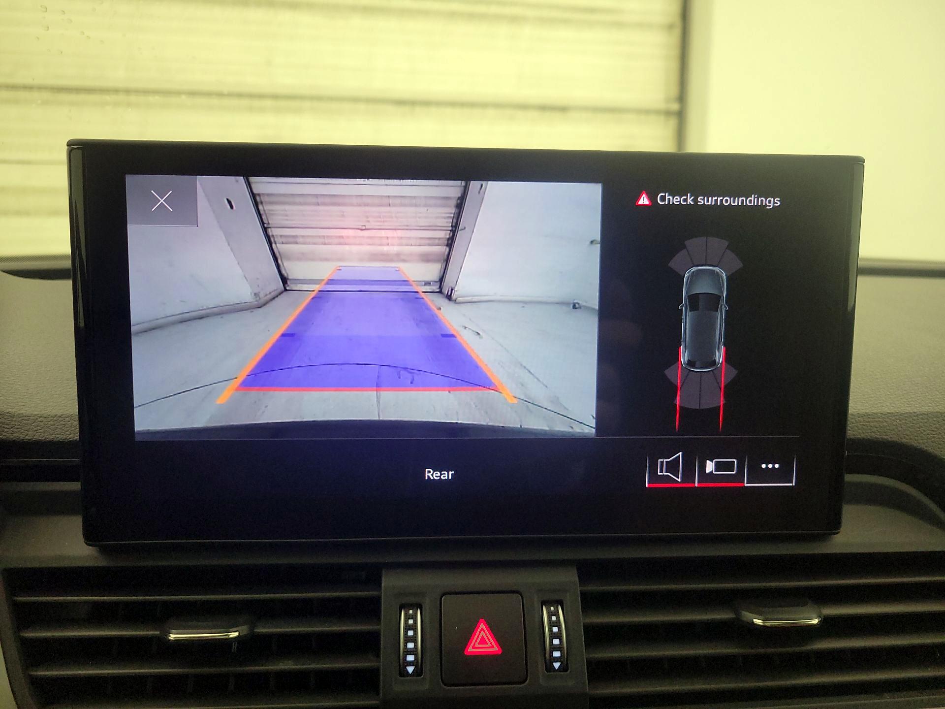 Thumbnail: 2023 Audi Q5 - 14