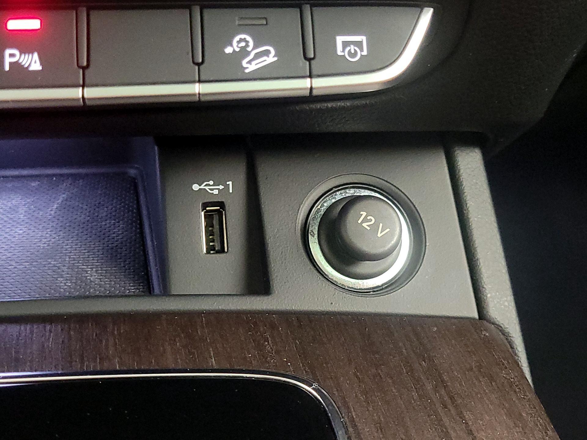 Thumbnail: 2023 Audi Q5 - 18