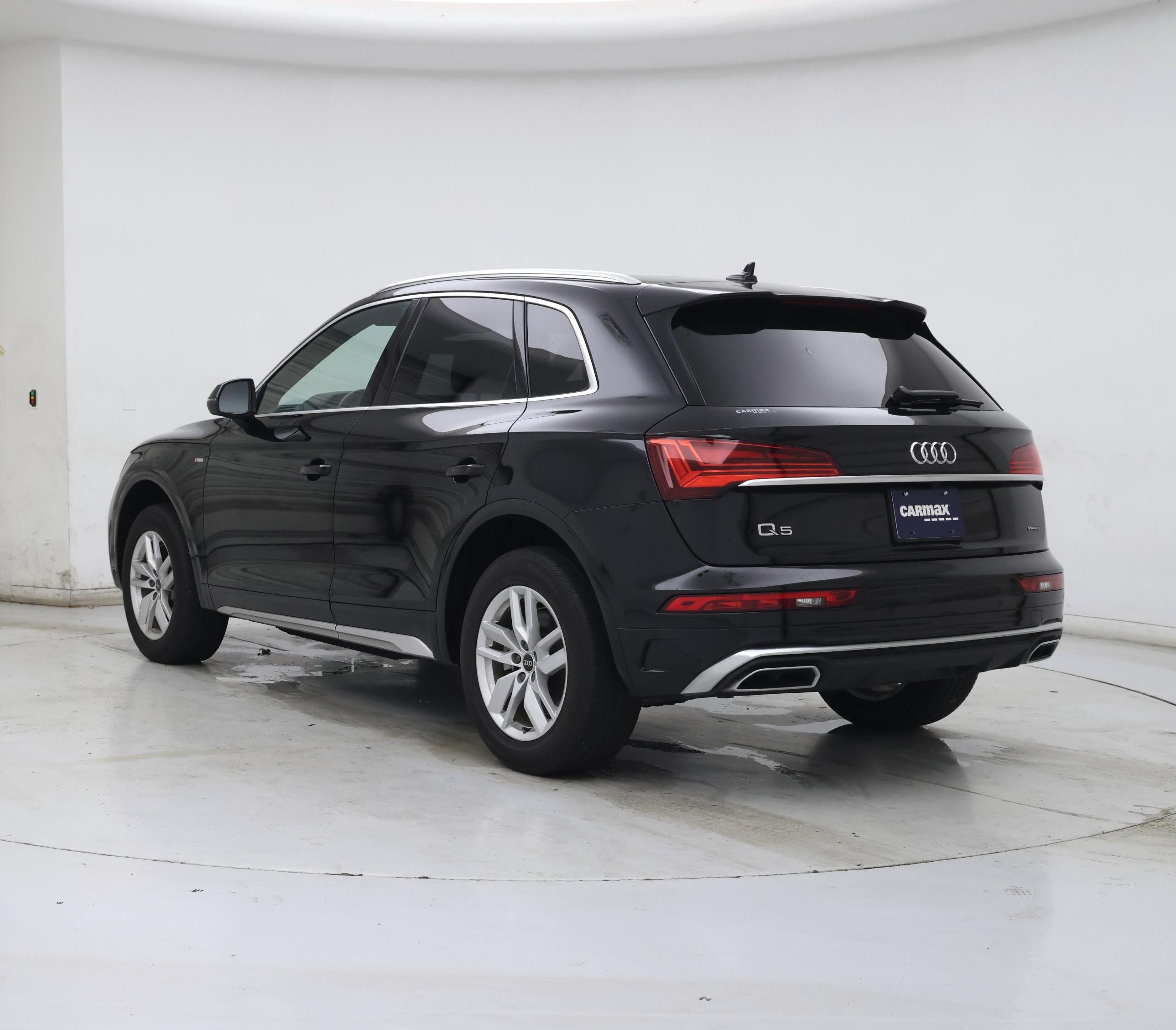 Thumbnail: 2023 Audi Q5 - 2