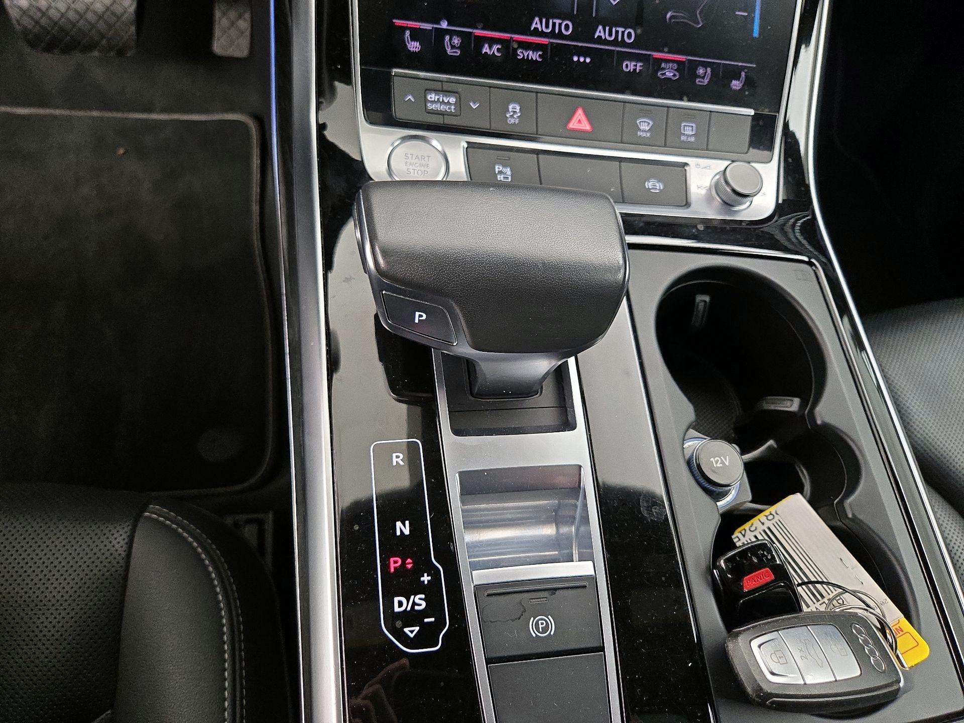 Thumbnail: 2019 Audi Q8 - 18