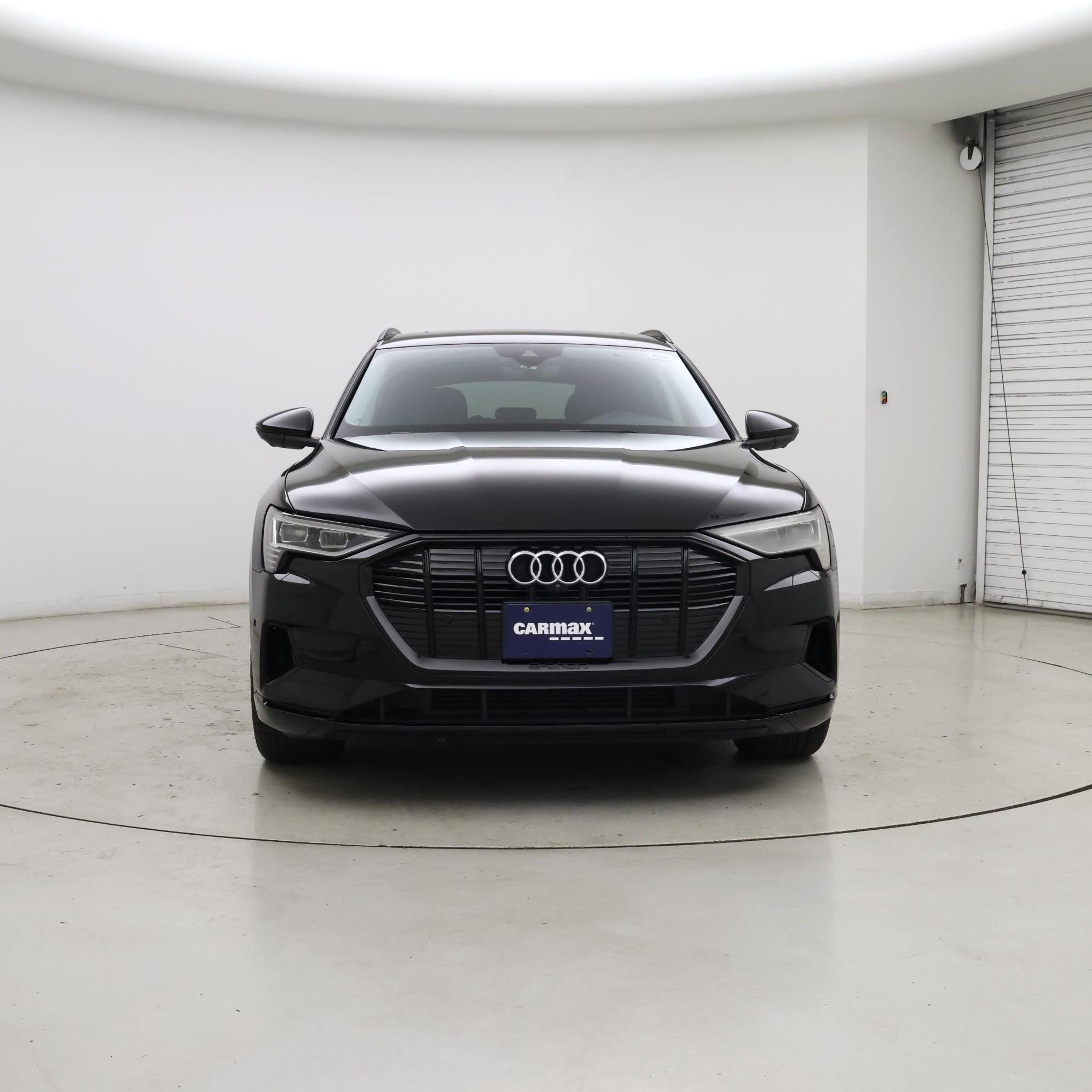 Thumbnail: 2021 Audi e-tron - 5