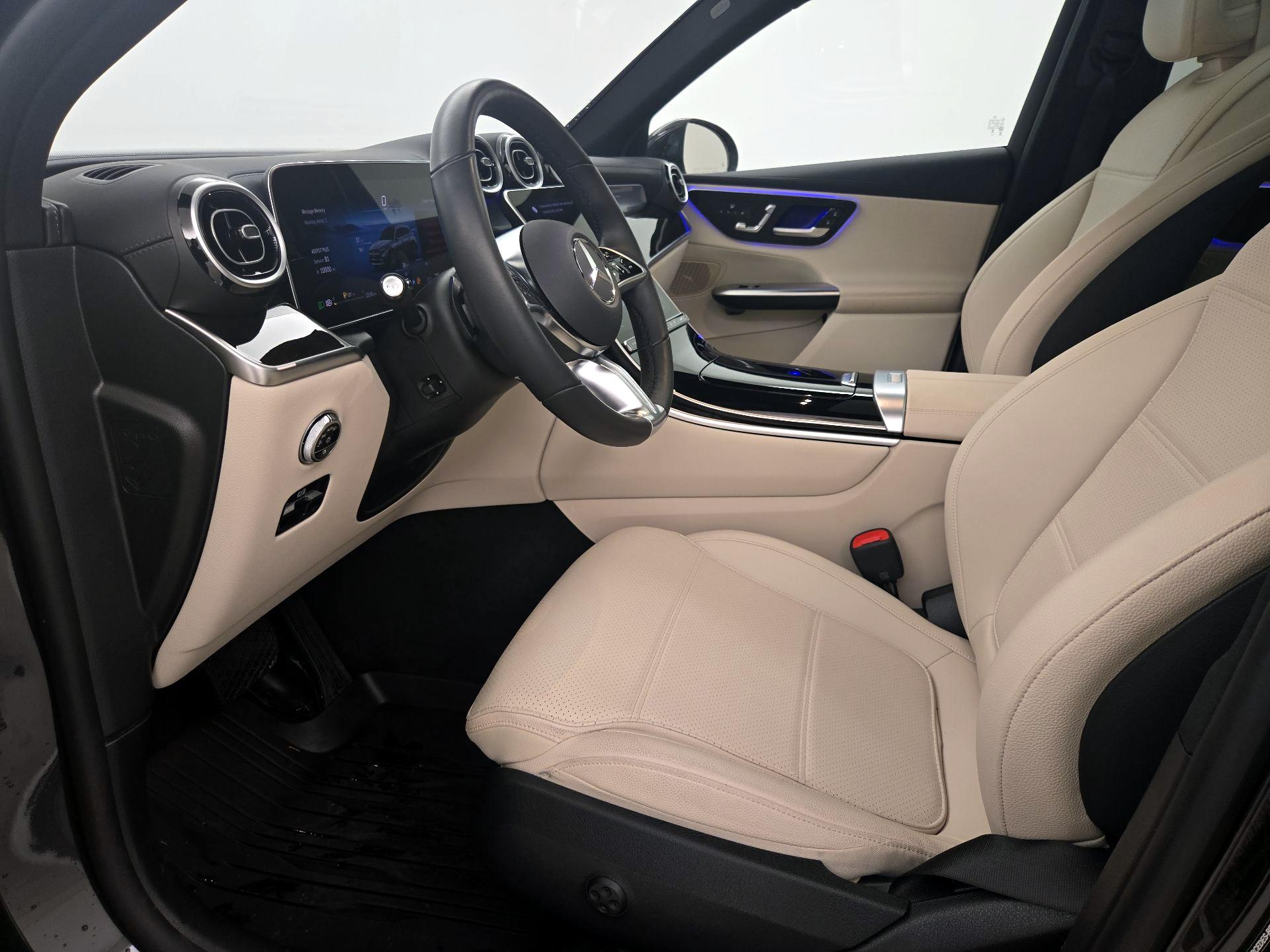 Thumbnail: 2024 Mercedes-Benz GLC - 11