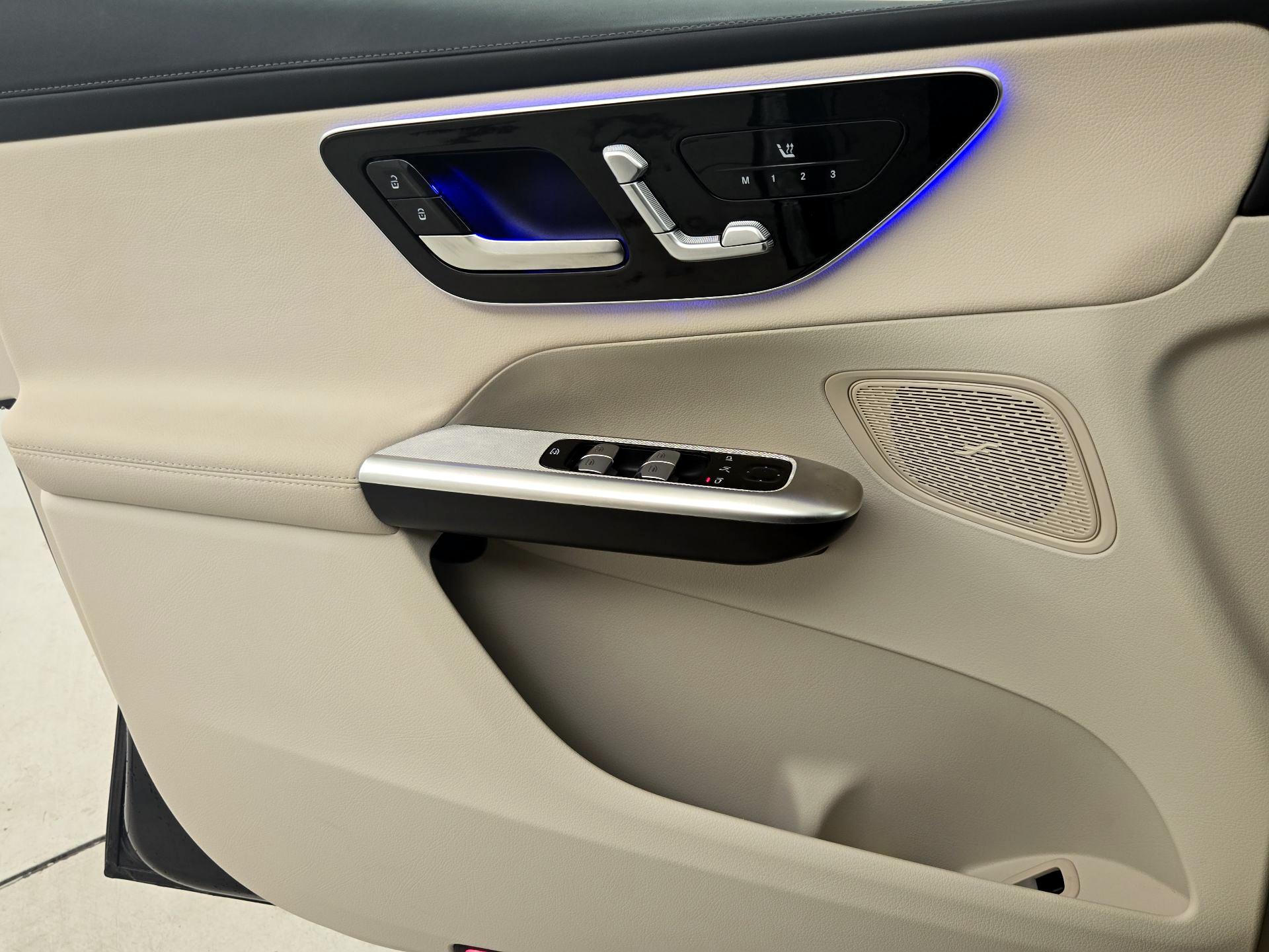 Thumbnail: 2024 Mercedes-Benz GLC - 12