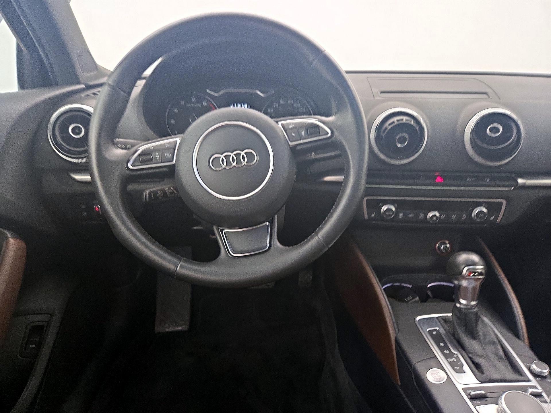 Thumbnail: 2016 Audi A3 - 10