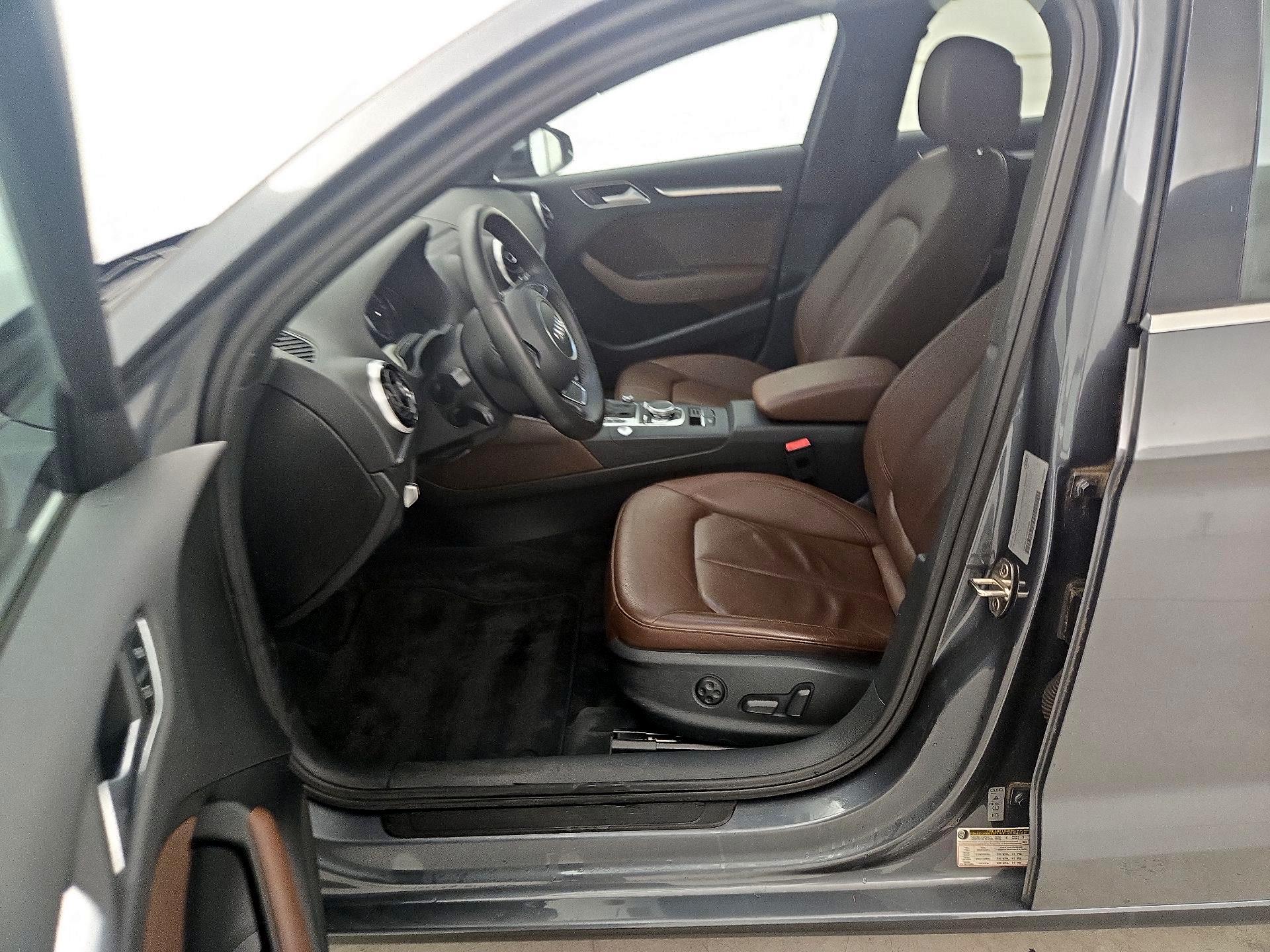 Thumbnail: 2016 Audi A3 - 11