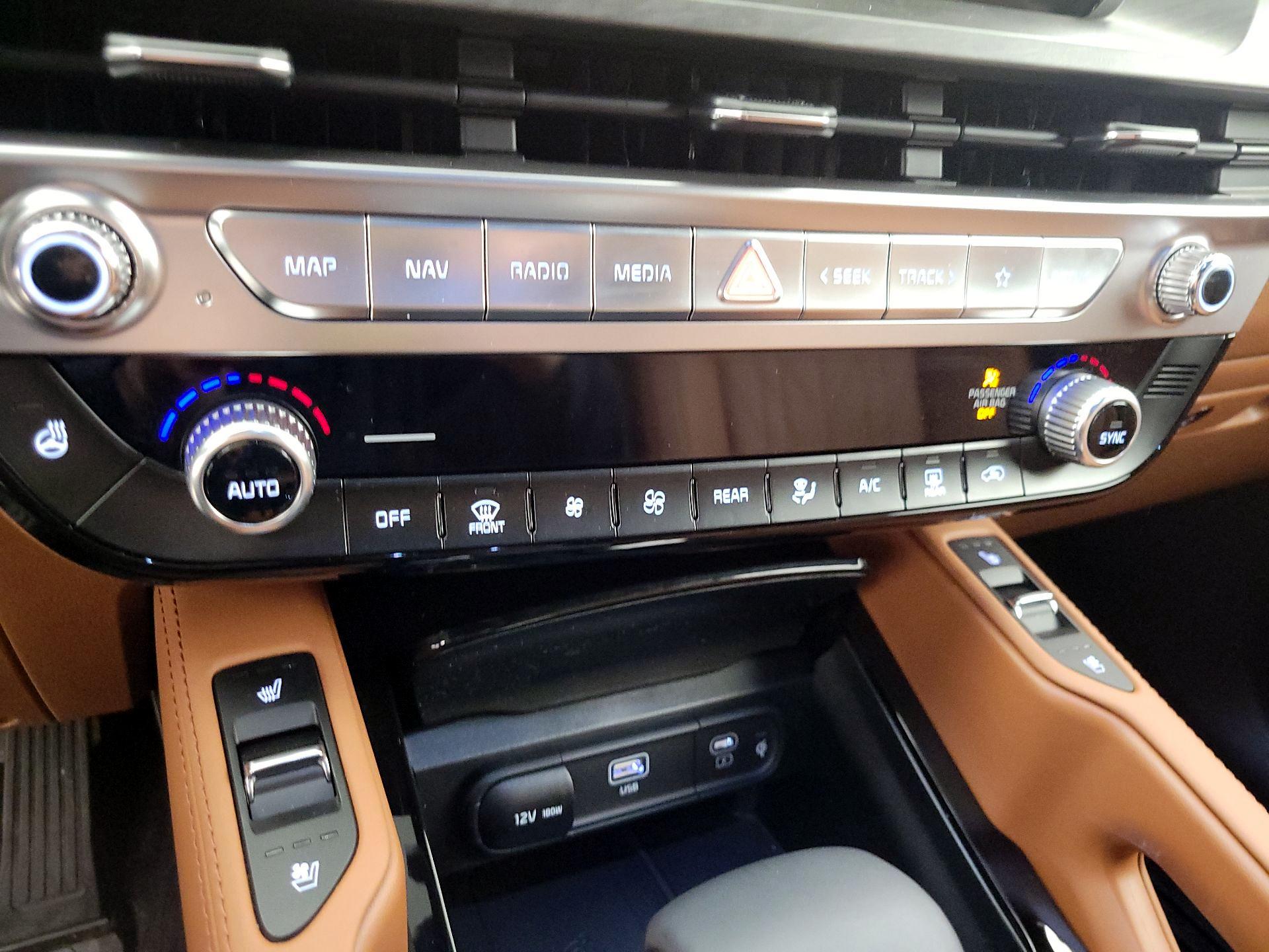 Thumbnail: 2025 Kia Telluride - 16